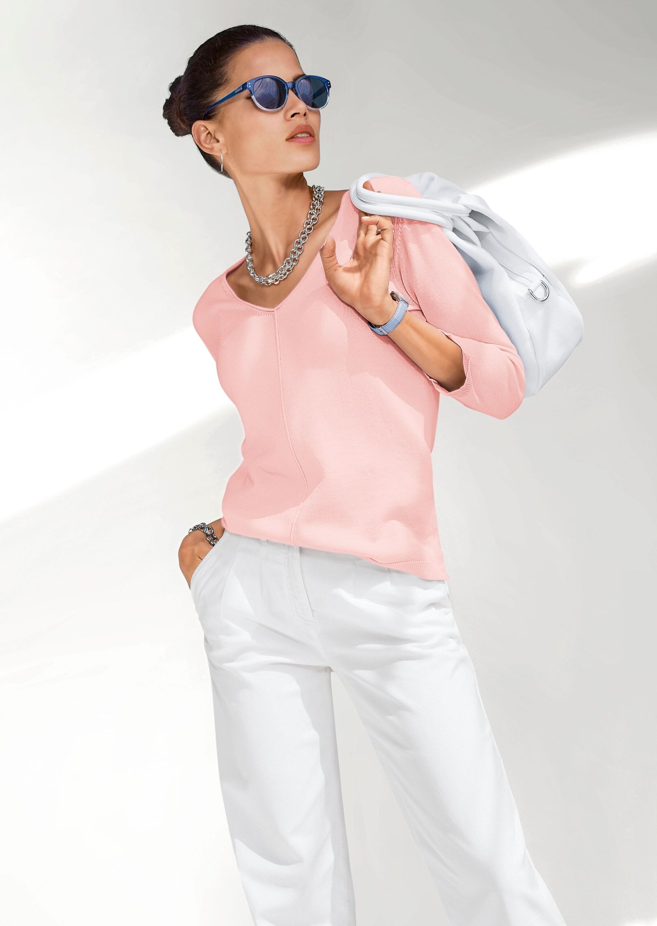 MADELEINE Strickpullover Schlichter Baumwollpullover mit V-Ausschnitt Basicshirt mit Ziernaht, Rippenblenden und Langarm