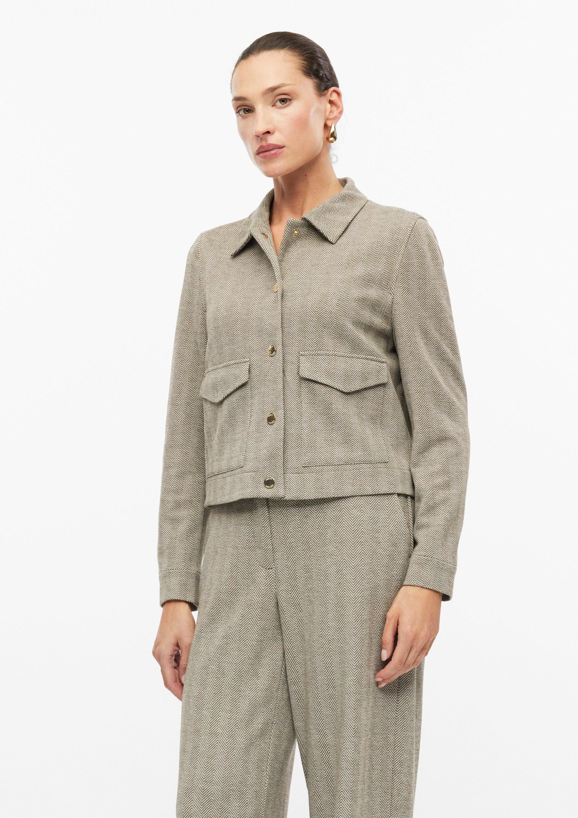 s.Oliver Funktionsjacke Indoor-Jacke Jacke mit Fischgratmuster und aufgesetzten Taschen