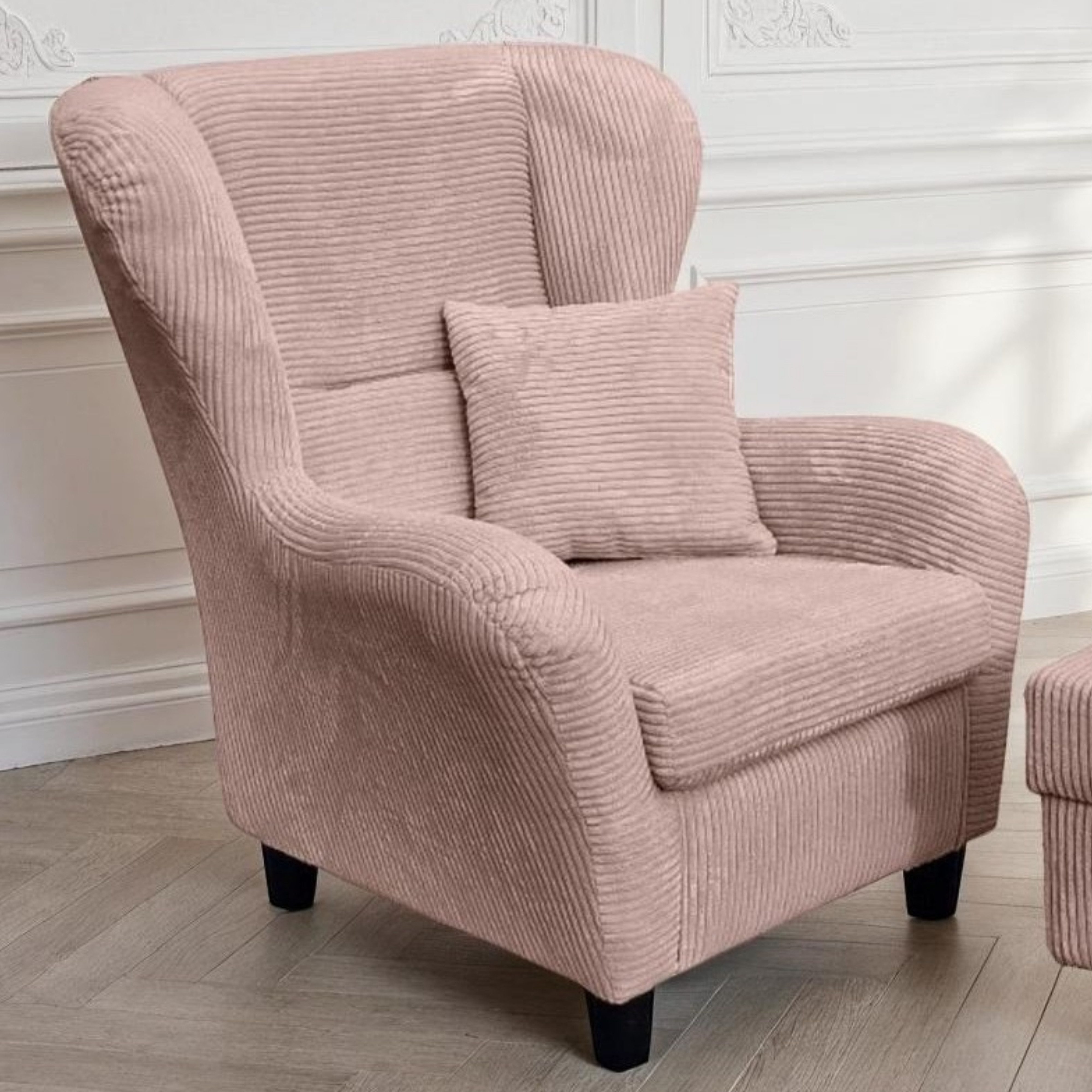 luma-home Ohrensessel 18021 (mit Hocker und Zierkissen, Wellenunterfederung, B90/H98/T76 cm), Lesesessel mit Echtholzfüßen, Bezug Cordstoff in Rosa