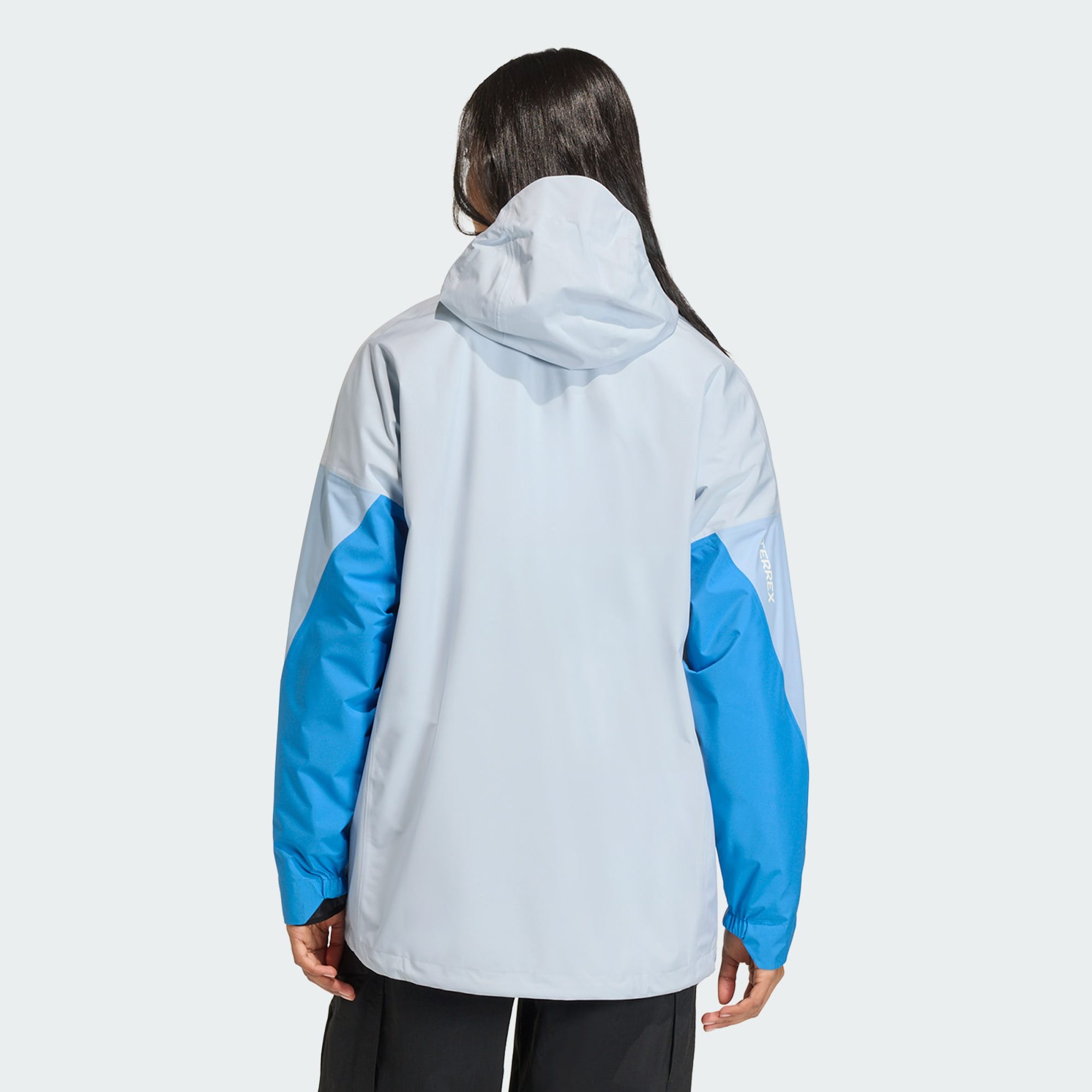 adidas TERREX Funktionsjacke TERREX XPLORIC 2.5 LAYER CLIMAPROOF ANORAK (1-St)