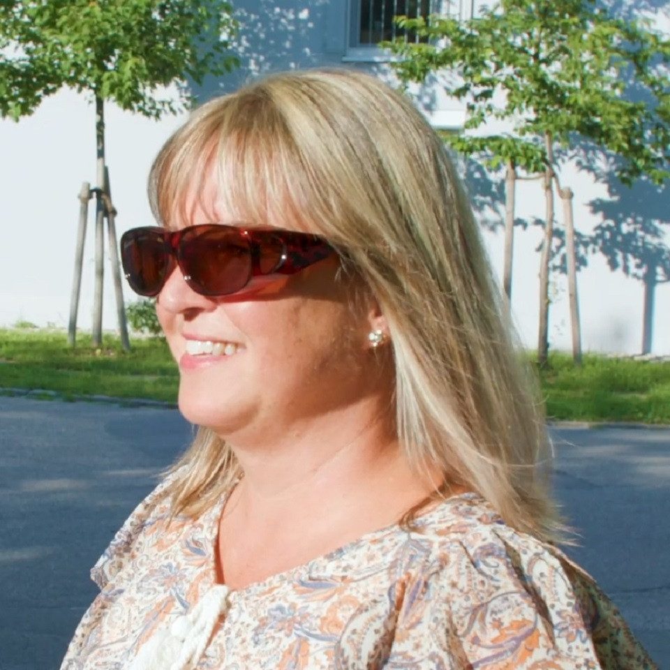 FALINGO Sonnenbrille Überzieh Sonnenbrille Überziehbrille CLASSIC EDITION polarisiert UV400 Extrablenden an Ober- und Unterseite schützen vor Sonne und Wind