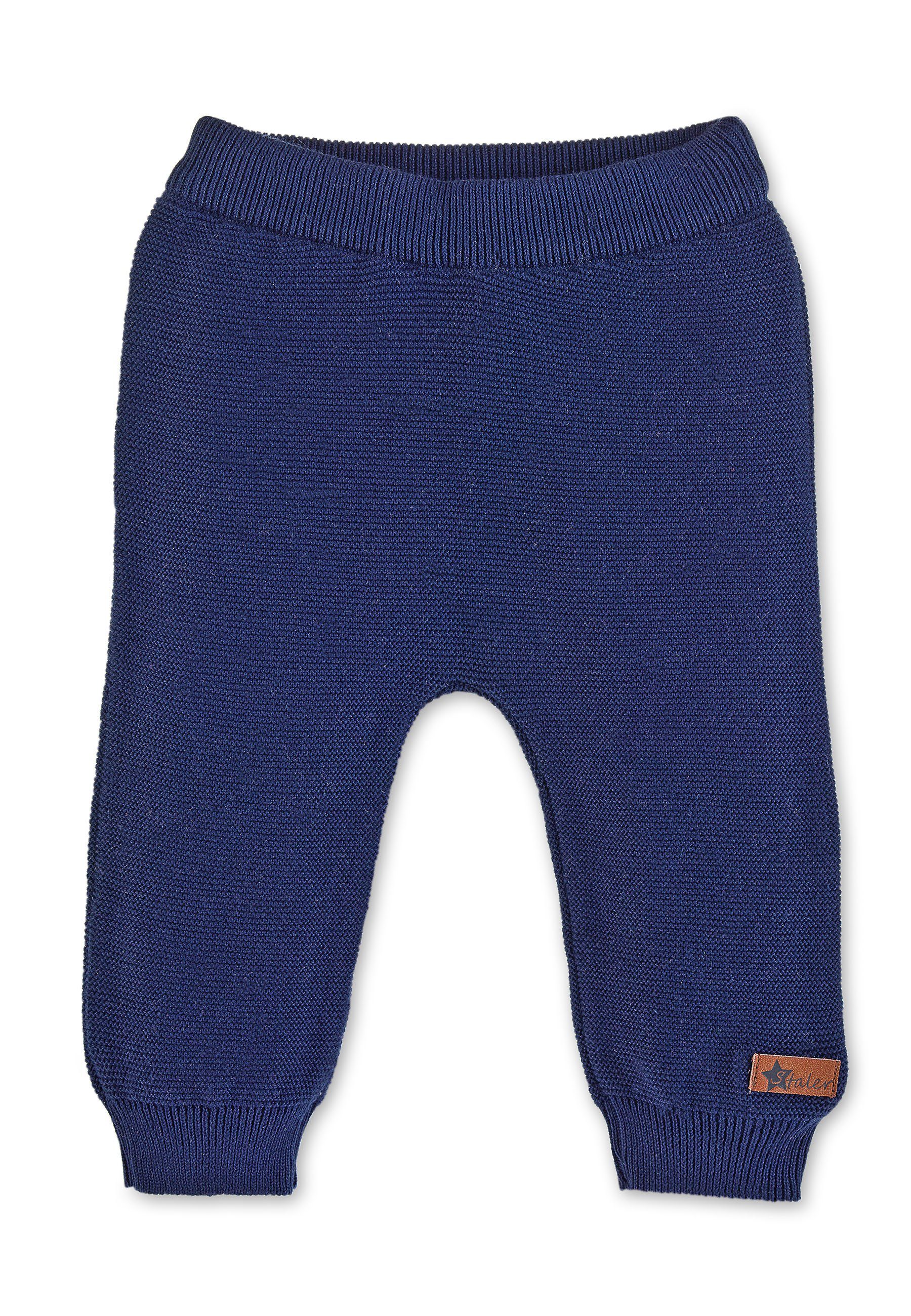 Sterntaler® Latzhose GOTS Strick-Hose (1-tlg) Baby Strickhose - Nachhaltige Strick-Hose aus Baumwolle (Bio) in 3 Farben - Baby Strick Latzhose, Trageangenehme Babyhose mit Motiv "Stern" - Strickhose Mädchen mit eingesticktem Stern