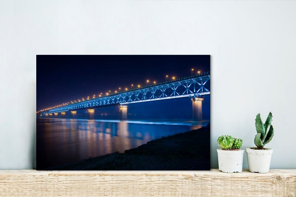 Blau St), Wuhan, Leinwandbild Nacht gefärbte Wandbild (1 30x20 Wuhan-Yangtze-Brücke cm Wanddeko, in bei Leinwandbilder, Aufhängefertig, OneMillionCanvasses®