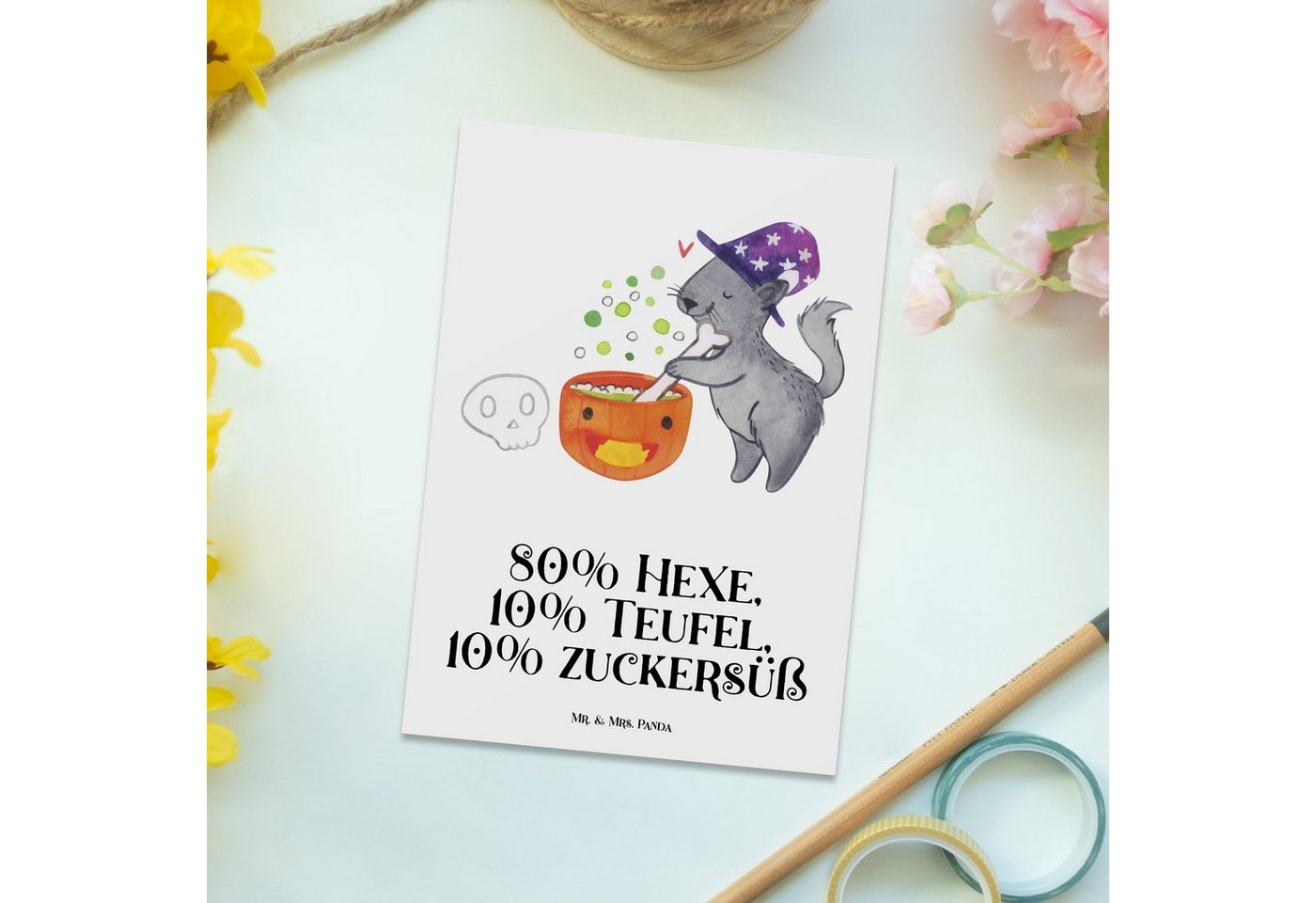 Thumbnail - Mr. & Mrs. Panda Postkarte Kater Hexenkessel - Weiß - Geschenk, Ansichtskarten, Einladung, Gesch, Lustige Sprüche