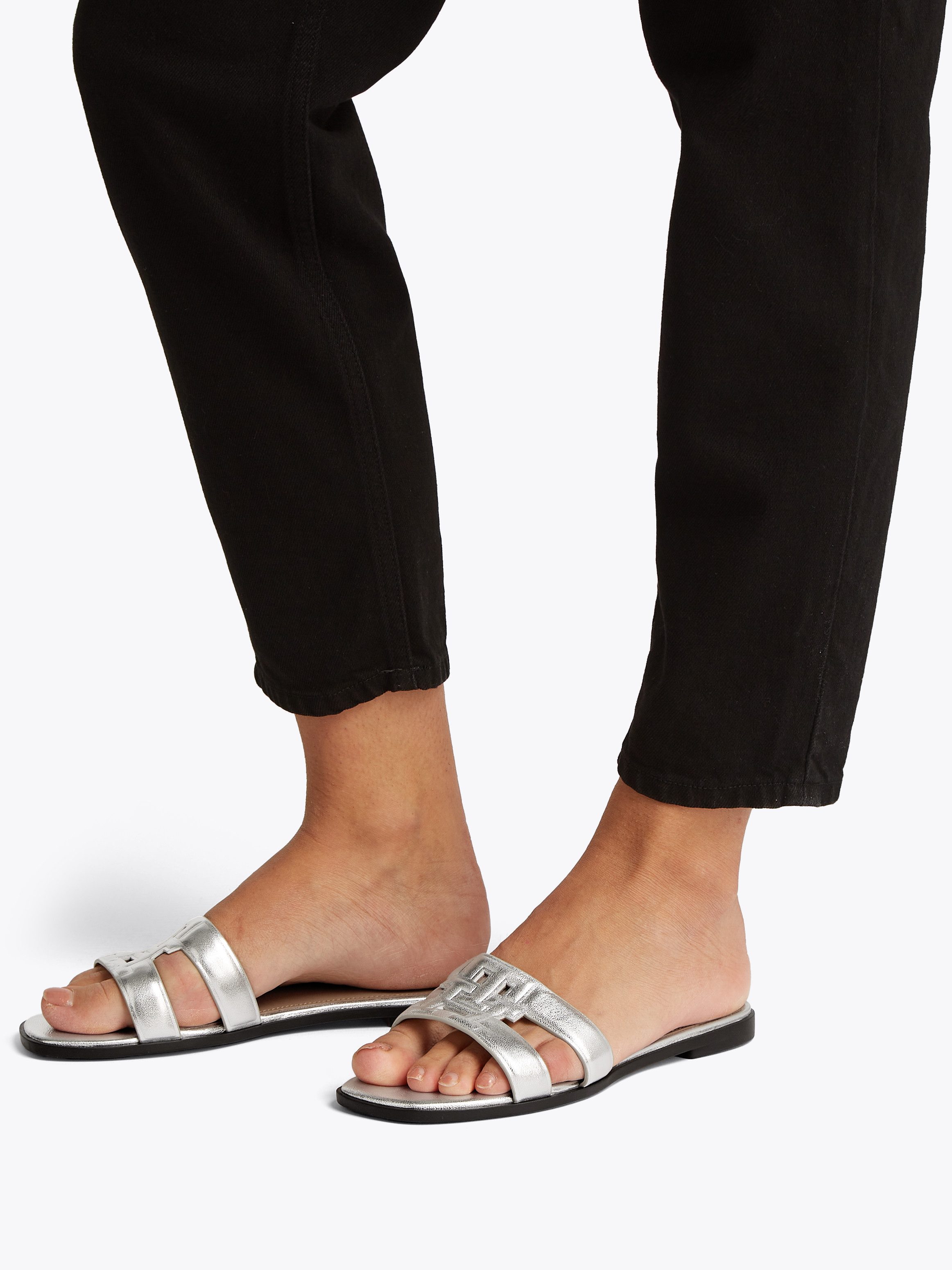 Tommy Hilfiger TH LOGO STRAP METALLIC MULE Pantolette, Blockabsatz, Sommers günstig online kaufen