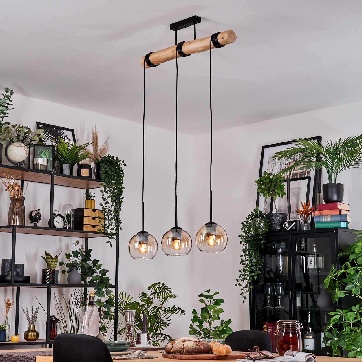 hofstein Hängeleuchte Hängelampe aus Metall/Holz/Glas in Schwarz/Natur/Bernstein/Klar, ohne Leuchtmittel, moderne Pendelleuchte im Boho/Retro-Design mit Holzstab, 3 x E27