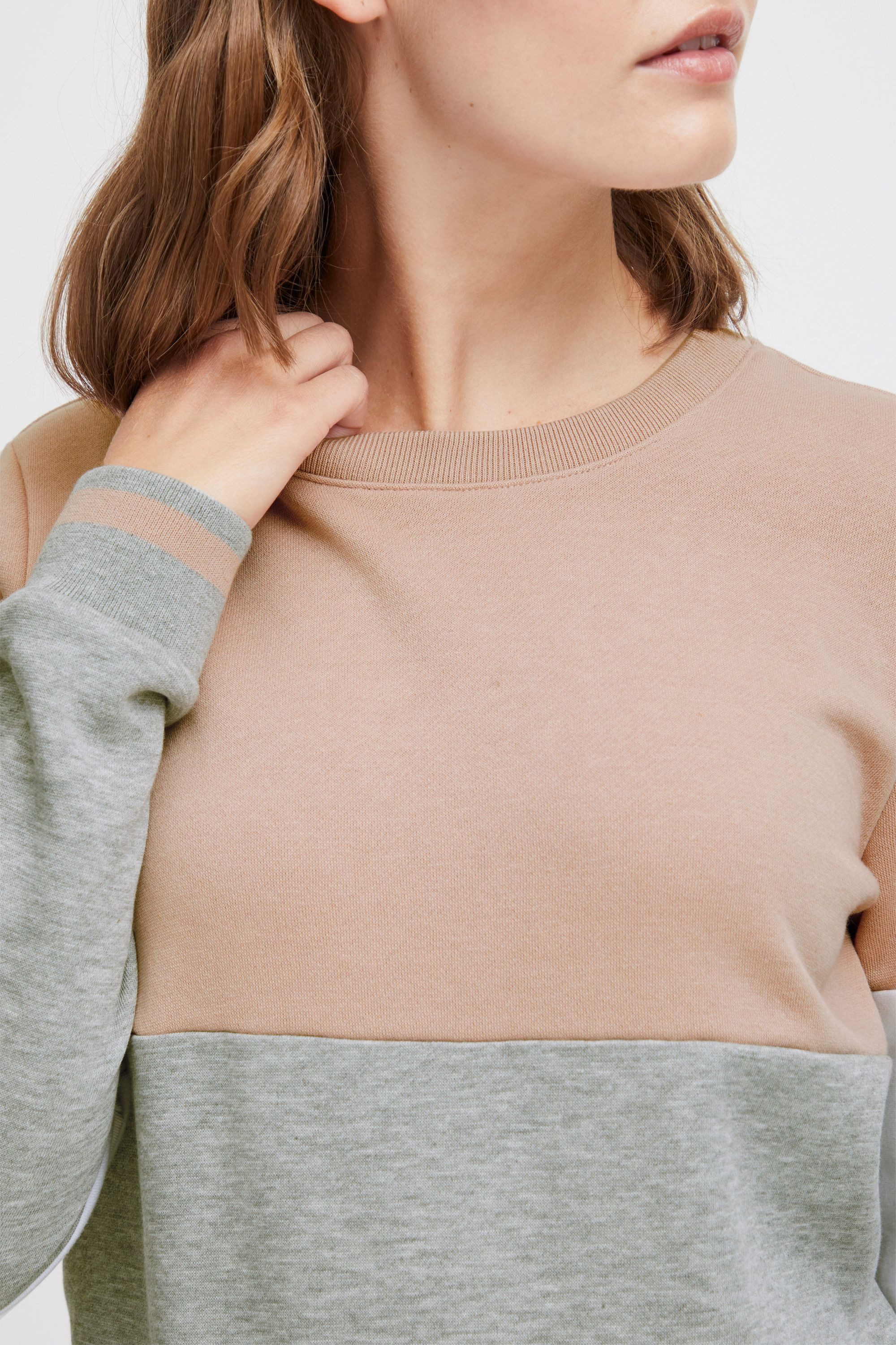 OXMO Hoodie OXOmaya Sportlicher Sweatpullover mit kontrastreichem Muster