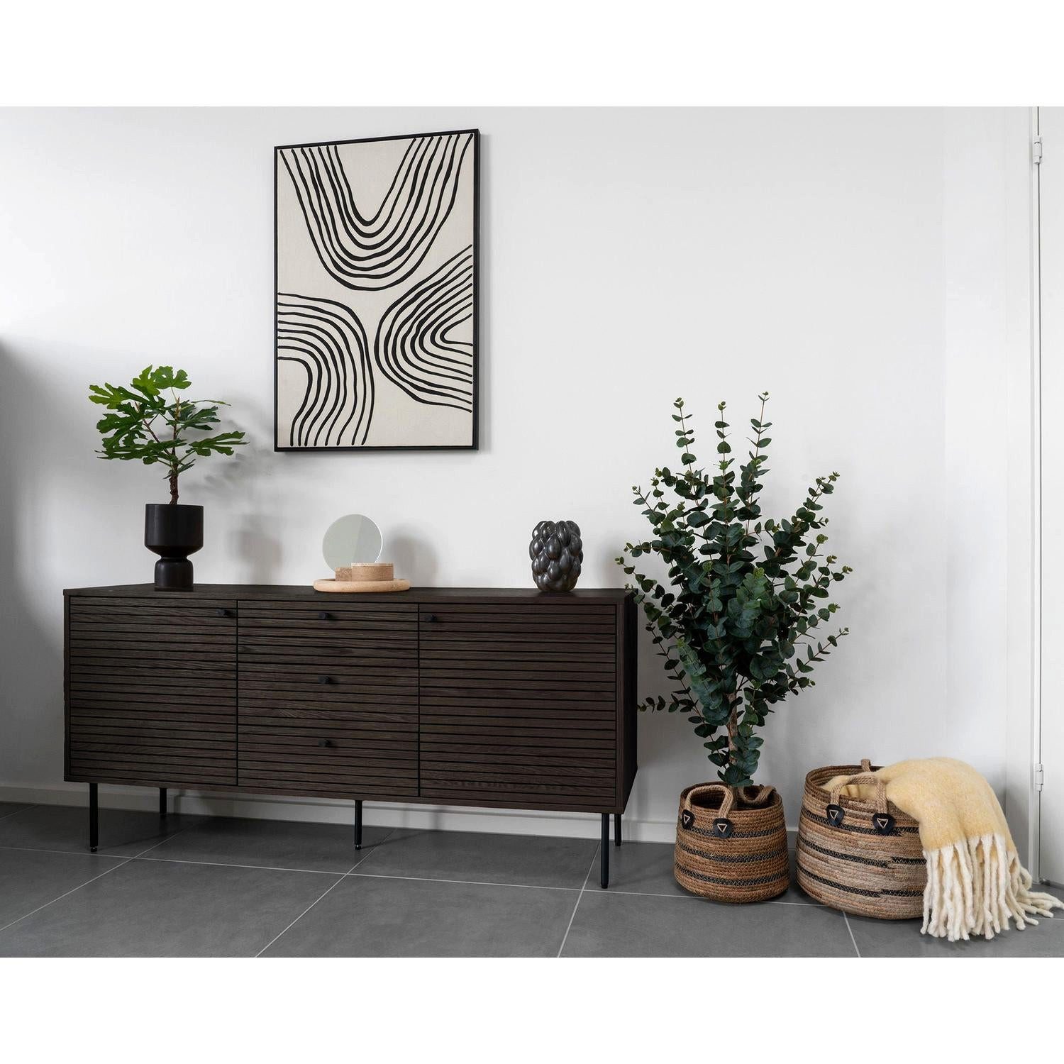House Nordic Sideboard, kleine Schubladen mittig