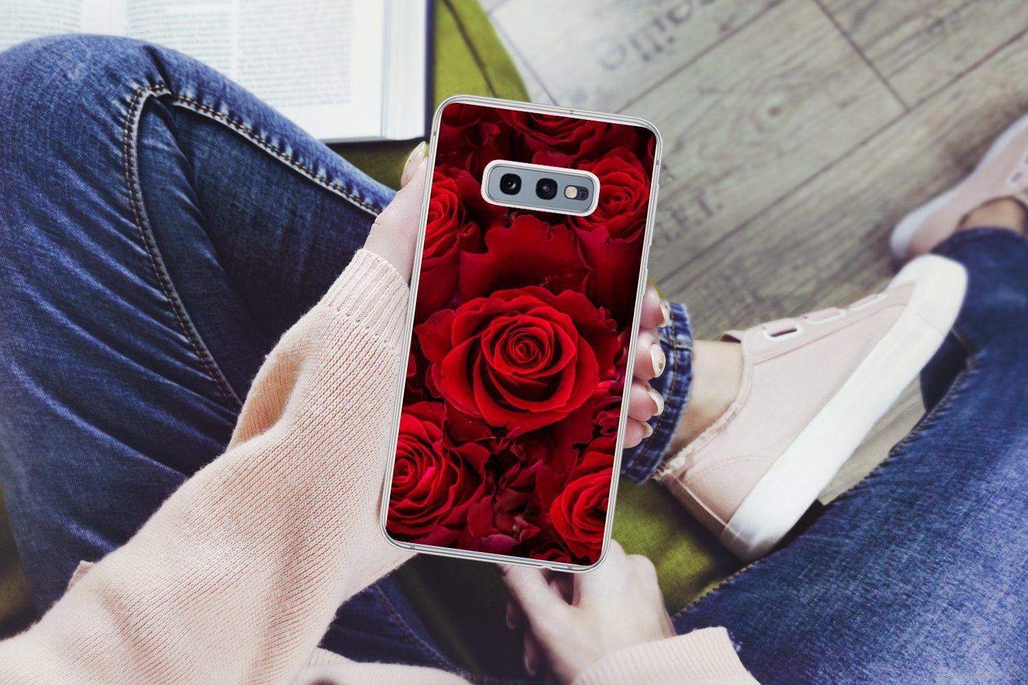 MuchoWow Handyhülle für Samsung Galaxy S10e Blumen - Rosen - Rot, Phone Case, Silikon, Schutzhülle Dünn
