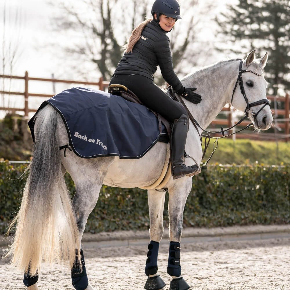 Back on track Ausreitdecke Back on Track Schrittdecke Sammy