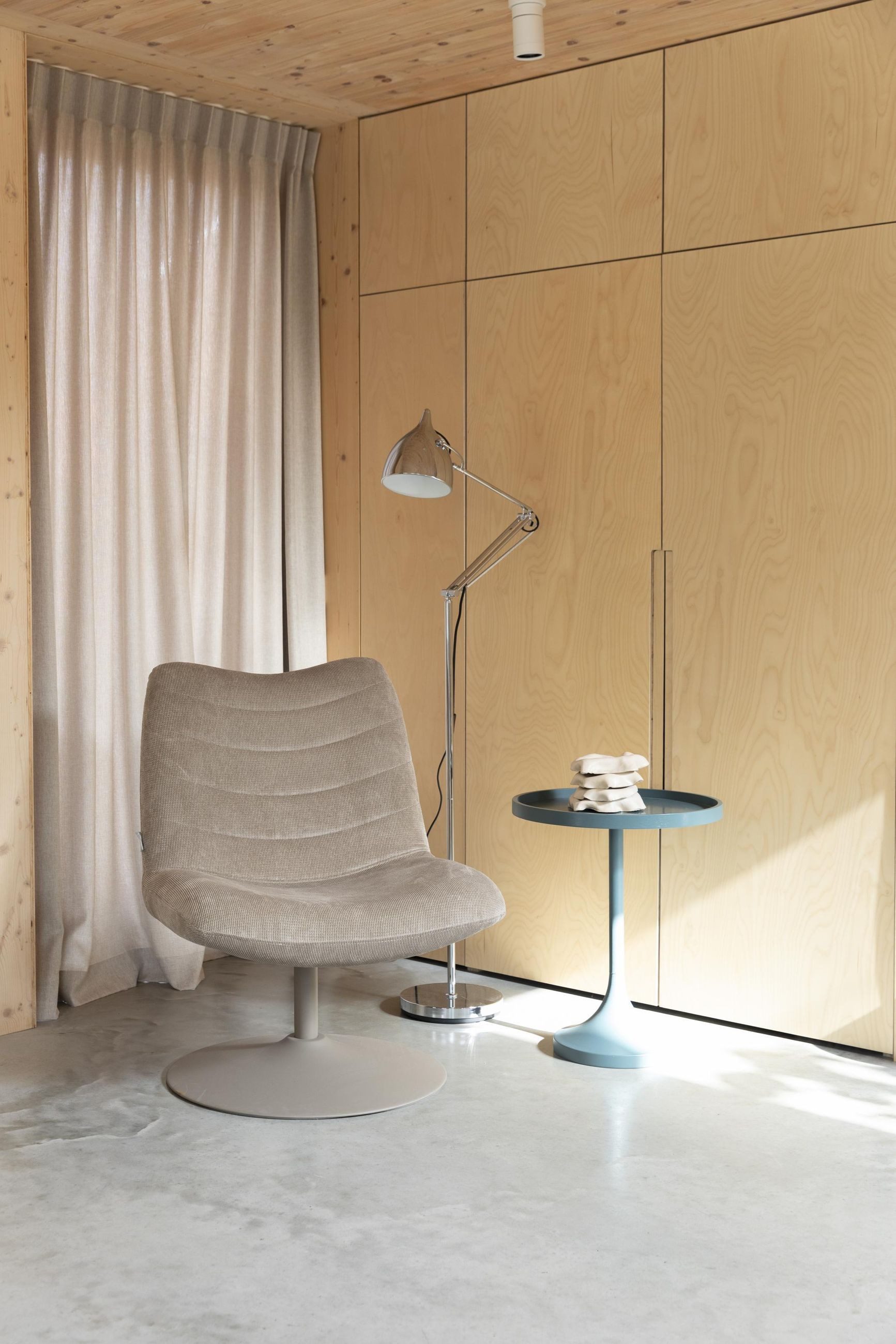 Zuiver Stehlampe Zuiver Stehlampe Reader Design-Klassiker in Chrom-Optik, ohne Leuchtmittel