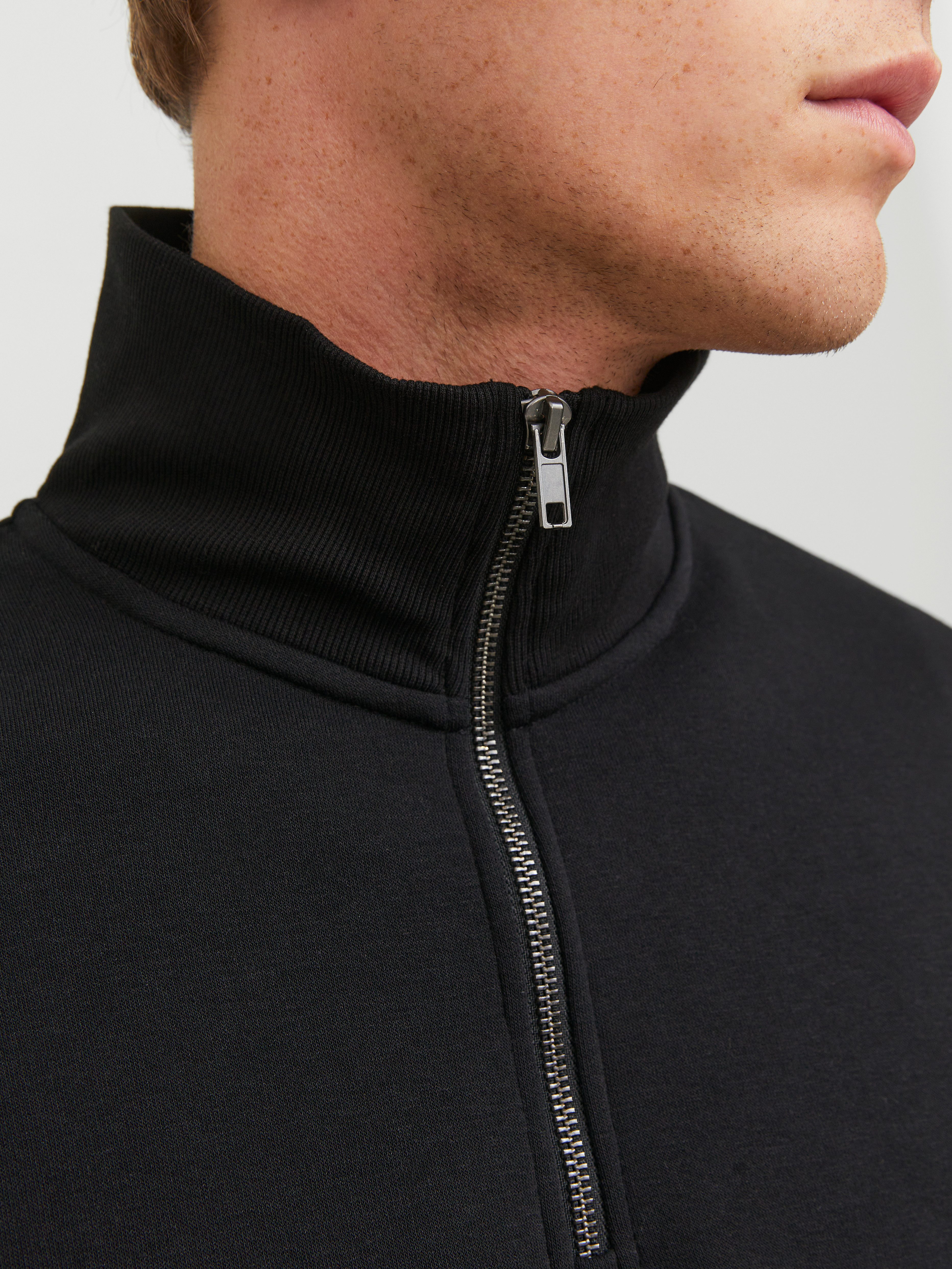 Jack & Jones Sweatshirt JJEBRADLEY SWEAT HALF ZIP NOOS Materialmix, relaxed fit