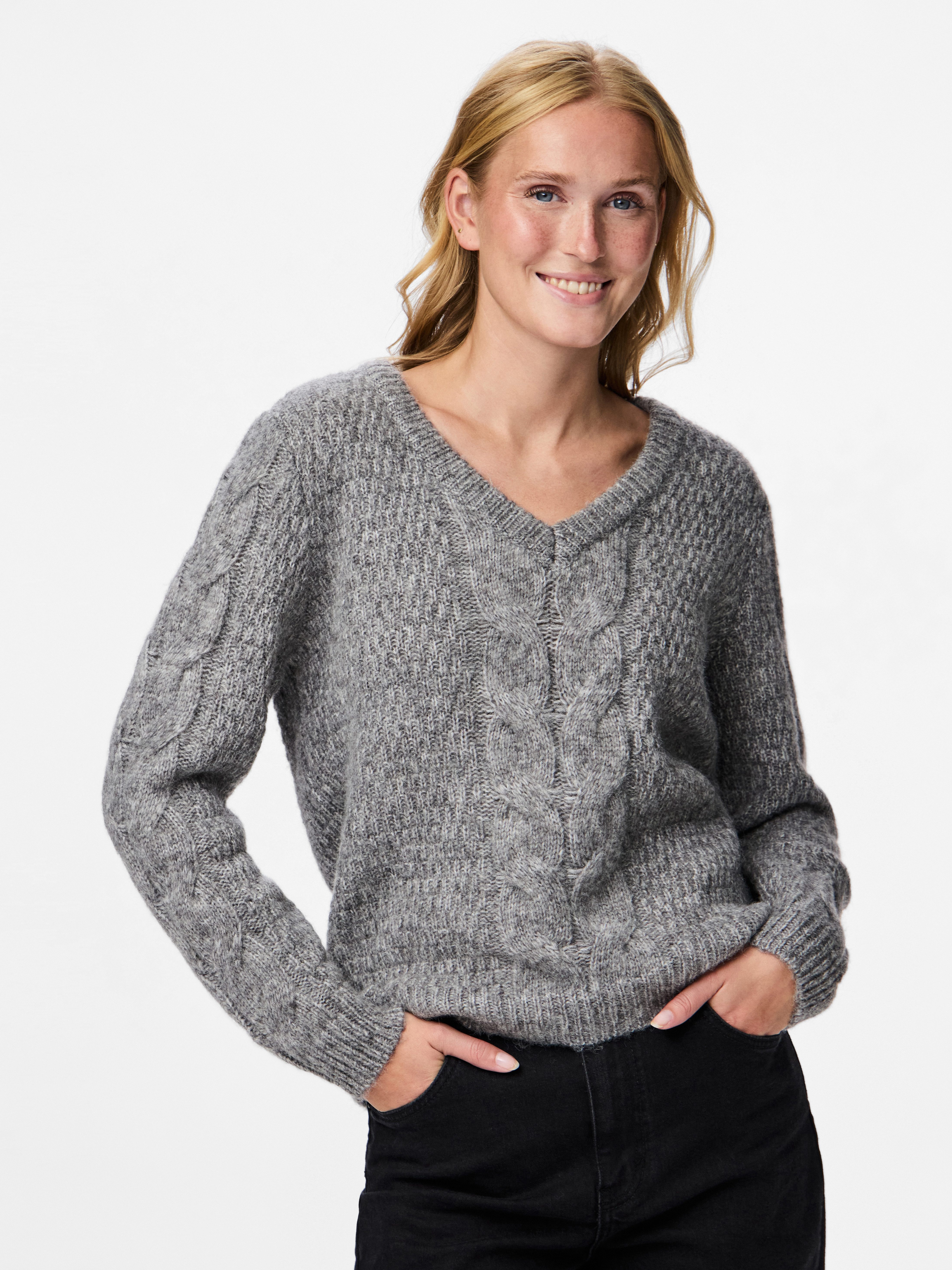 pieces Strickpullover PCNINA LS V-NECK KNIT günstig online kaufen