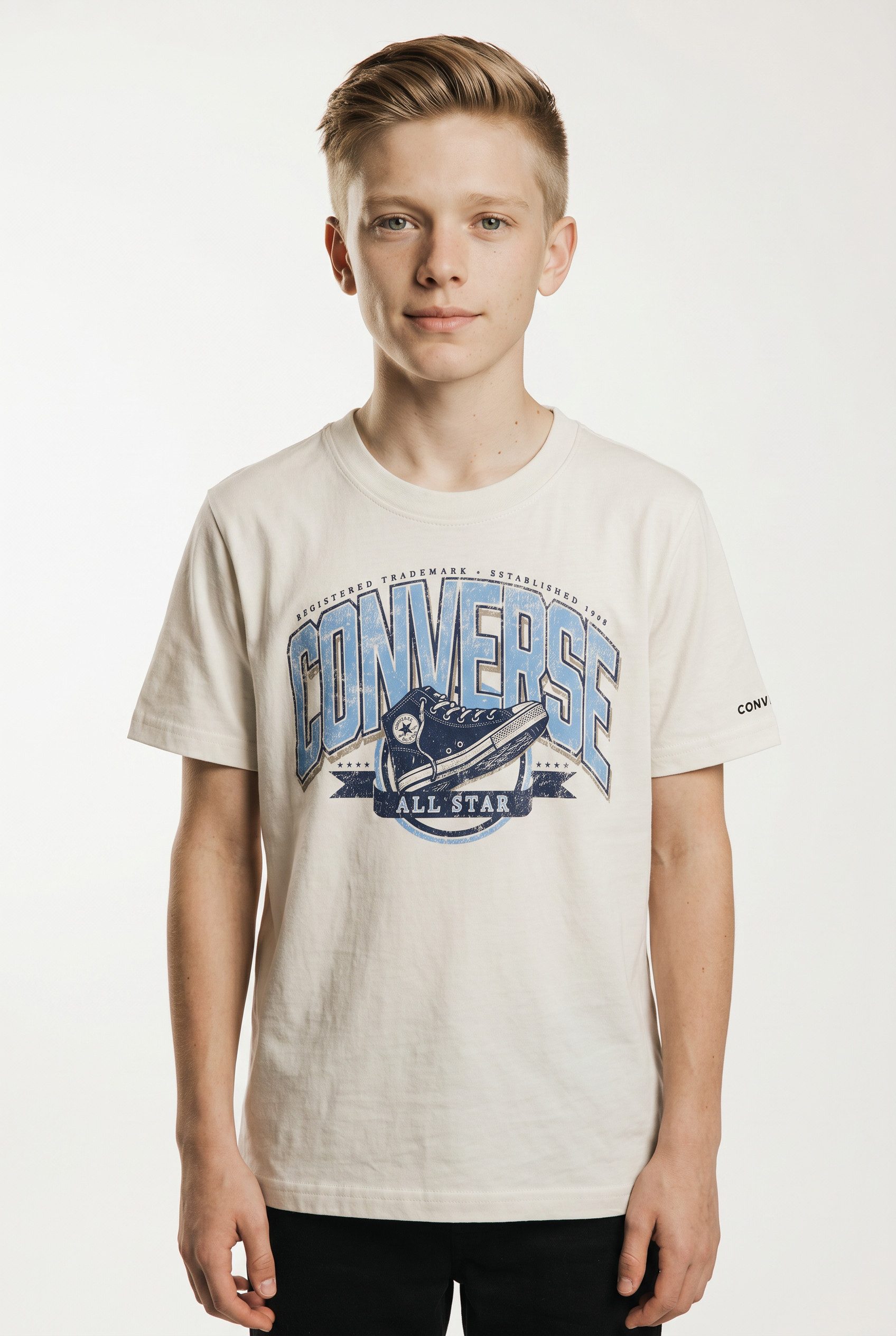 Converse T-Shirt CNVB VARCITY SS SNEAKER TEE mit Converse-Sneaker-Grafik im College-Stil