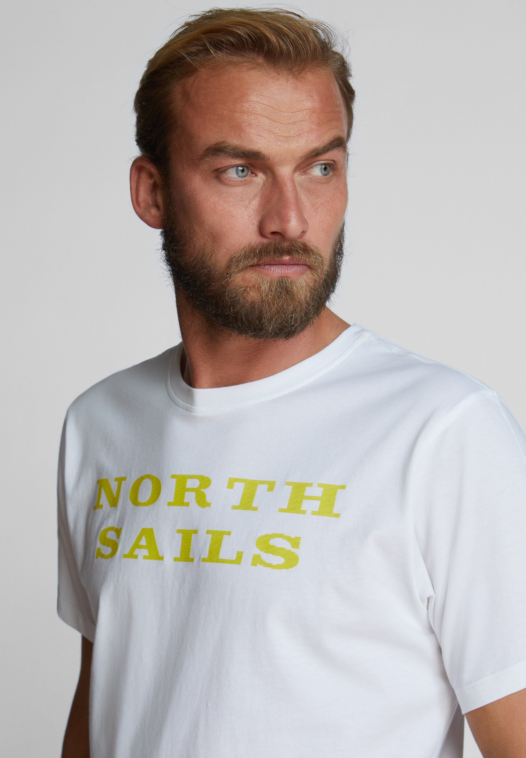 weiss T-Shirt mit North T-Shirt Schriftzug Sails