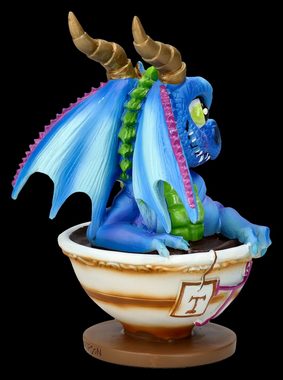 Figuren Shop GmbH Fantasy-Figur Drachenfigur in Tasse - Tee mit Tom - lustiger Drache Dekofigur