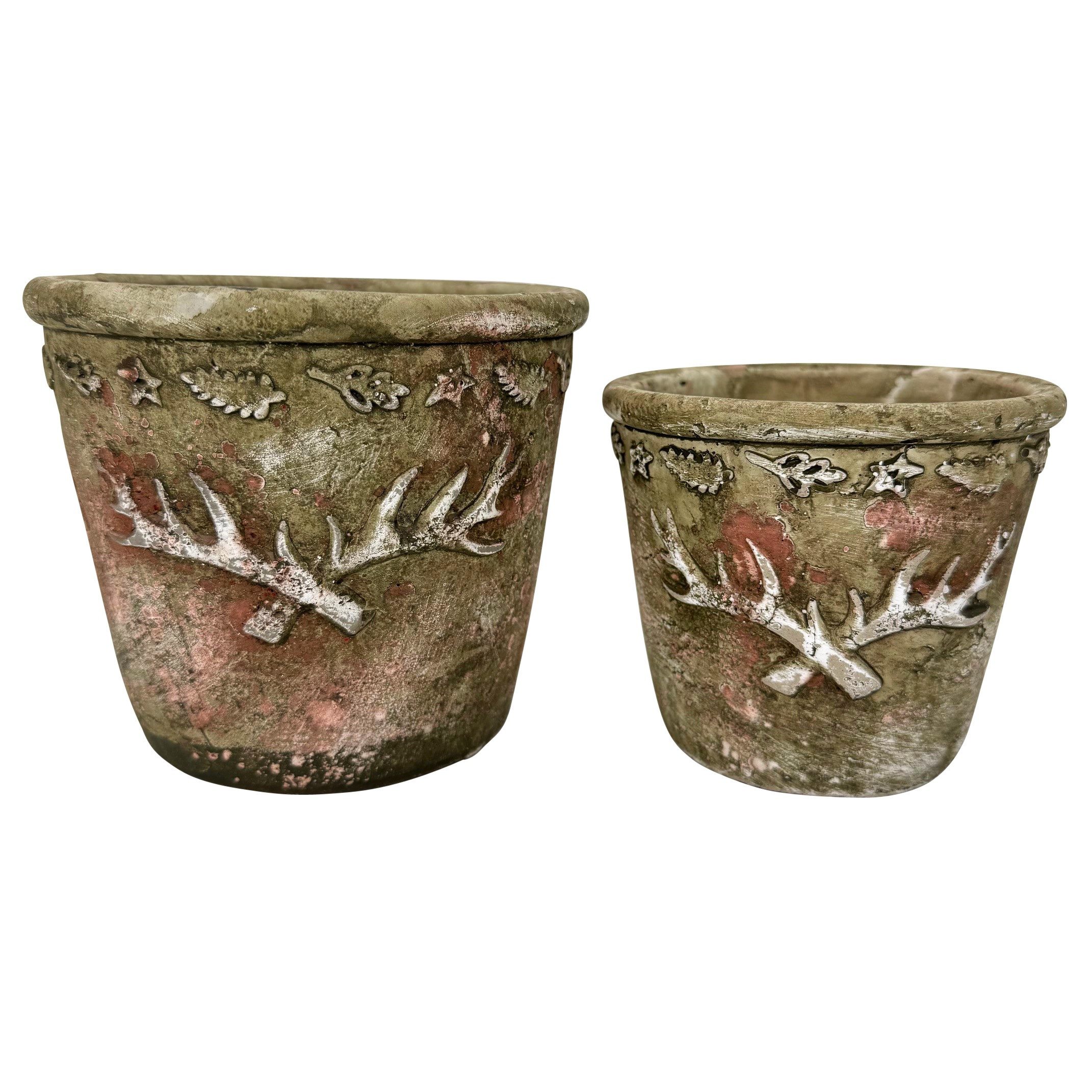 Online-Fuchs Blumentopf 2 Blumentöpfe im Set mit Hirschgeweih im Vintage Look (für Blumen, Pflanzen und Kräuter), Hirschgeweih und Blätter im 3D-Design