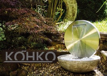 Köhko Gartenbrunnen Ø 55 CM mit LED „Bocca“ aus matt gebürsteten Edelstahl mit Becken