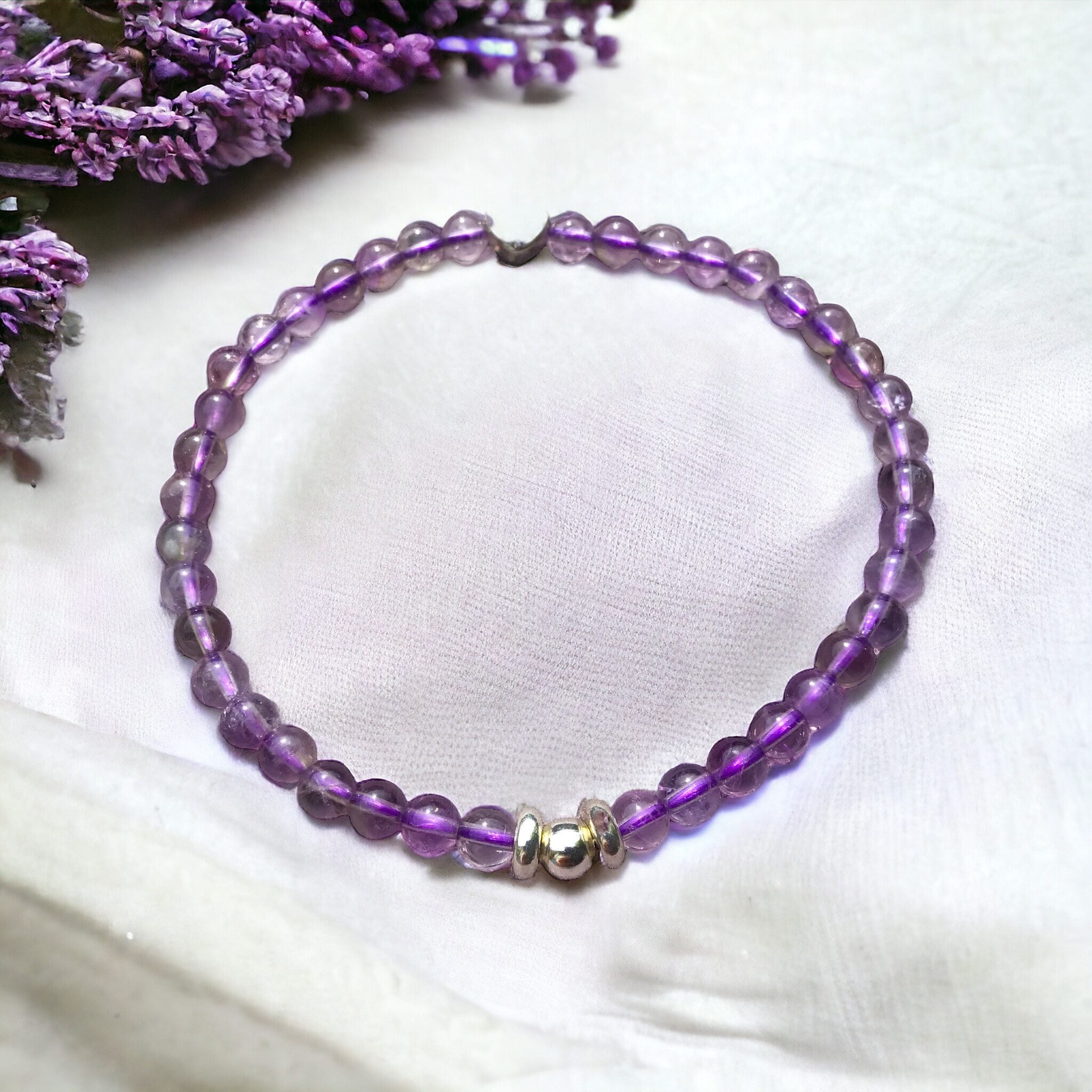 Steinfixx® Perlenarmband Elegantes Perlenarmband Amethyst mit 925 Silberperle (entzückendes, versilbertes Edelstahlherzchen, 1-tlg., AAA-Qualität), incl. Geschenkbox und Edelsteinkarte