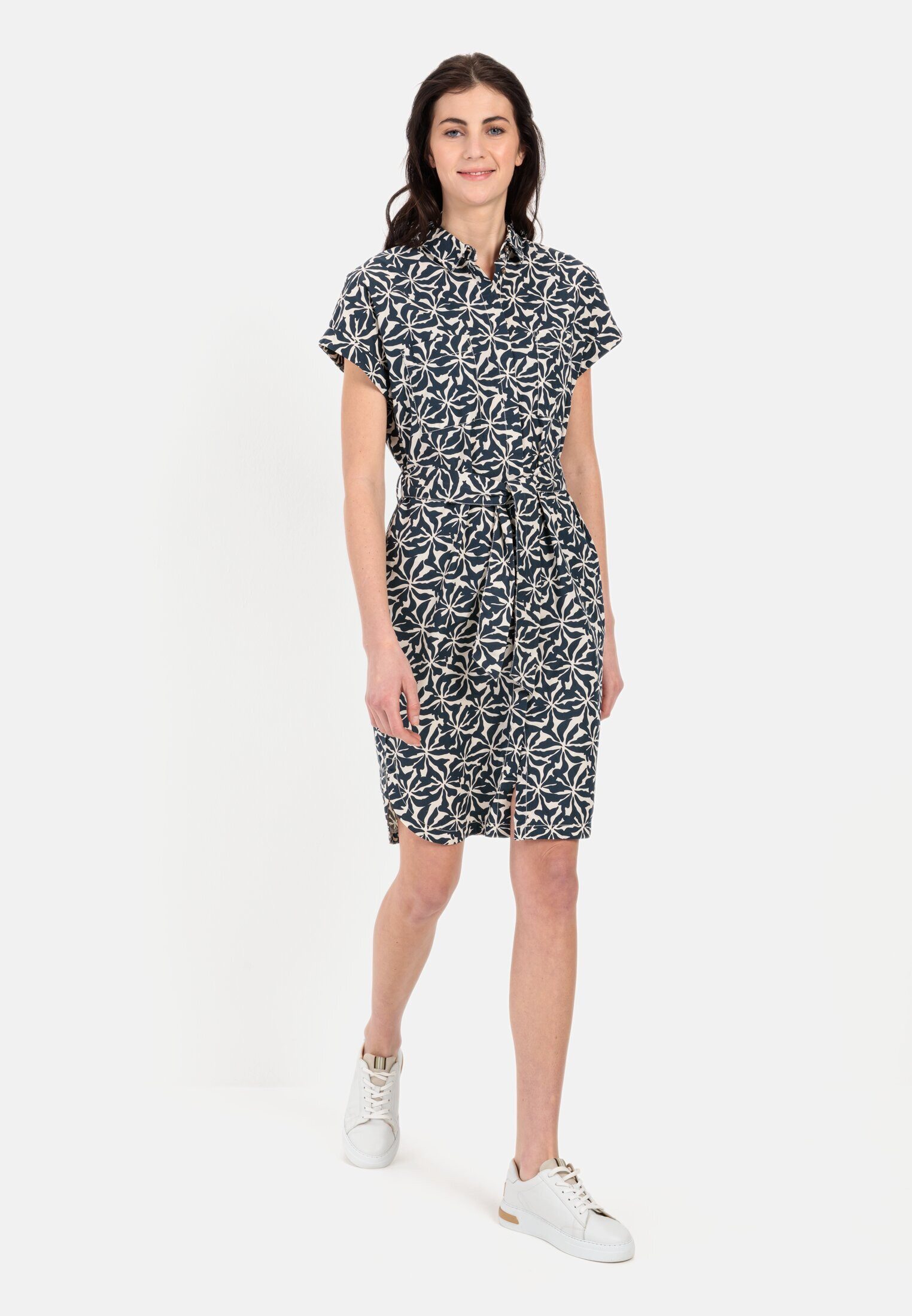 Sommerkleid im Allover-Print