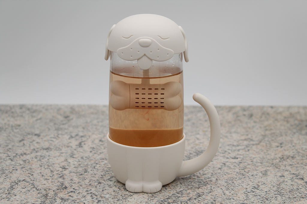 Winkee Teeglas Teetasse Hund mit integriertem Tee Ei, 1-tlg., Glas, mit Kunststoff Deckel, für ca. 280 ml