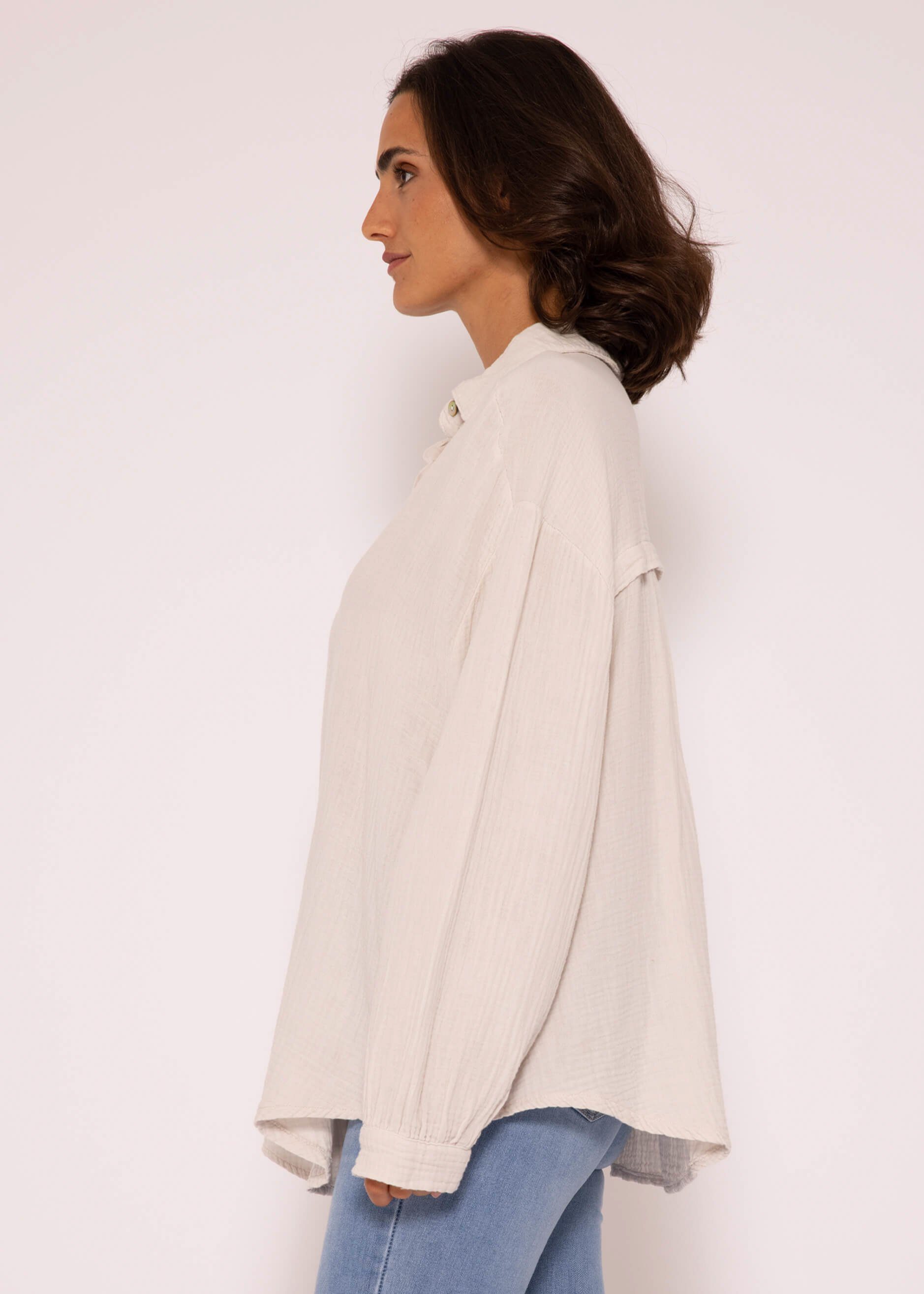 SASSYCLASSY Longbluse (Gr. Oversize Hemdbluse Size Hellbeige Damen lang Langarm V-Ausschnitt, aus mit Musselin 36-48) One Baumwolle Bluse