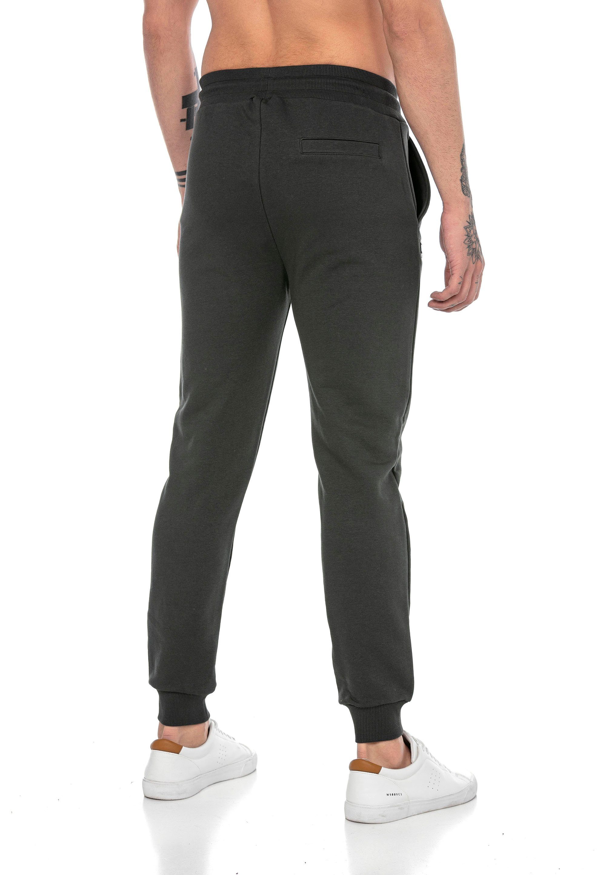 RedBridge Jogginganzug Zweiteiliges Sweatset - Sweathose und Sweatshirt - Regular fit (Set, 2-tlg)