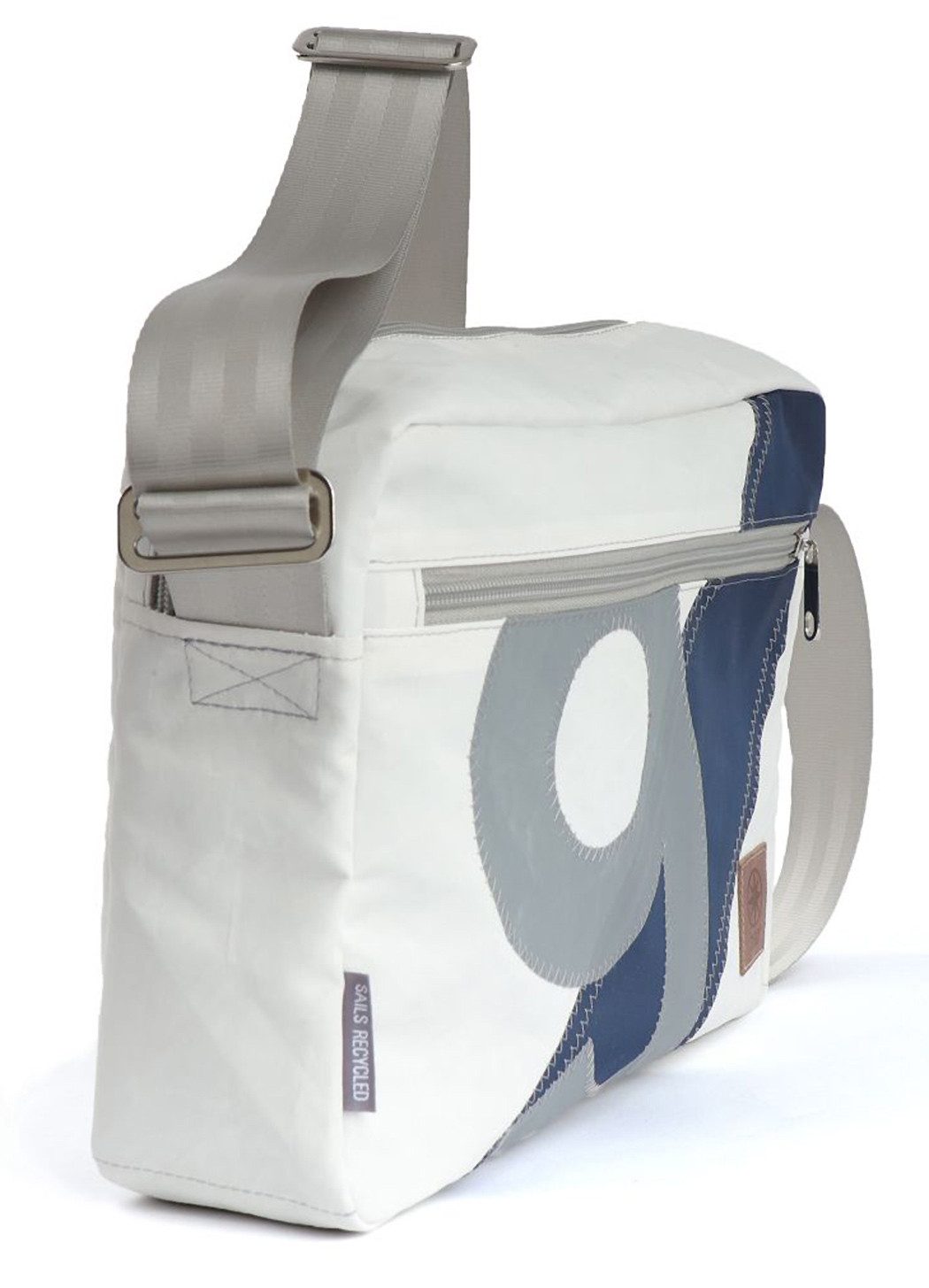 360Grad Schultertasche Umhängetasche Fender L, recyceltes Segeltuch, Weiß/Blau/Grau