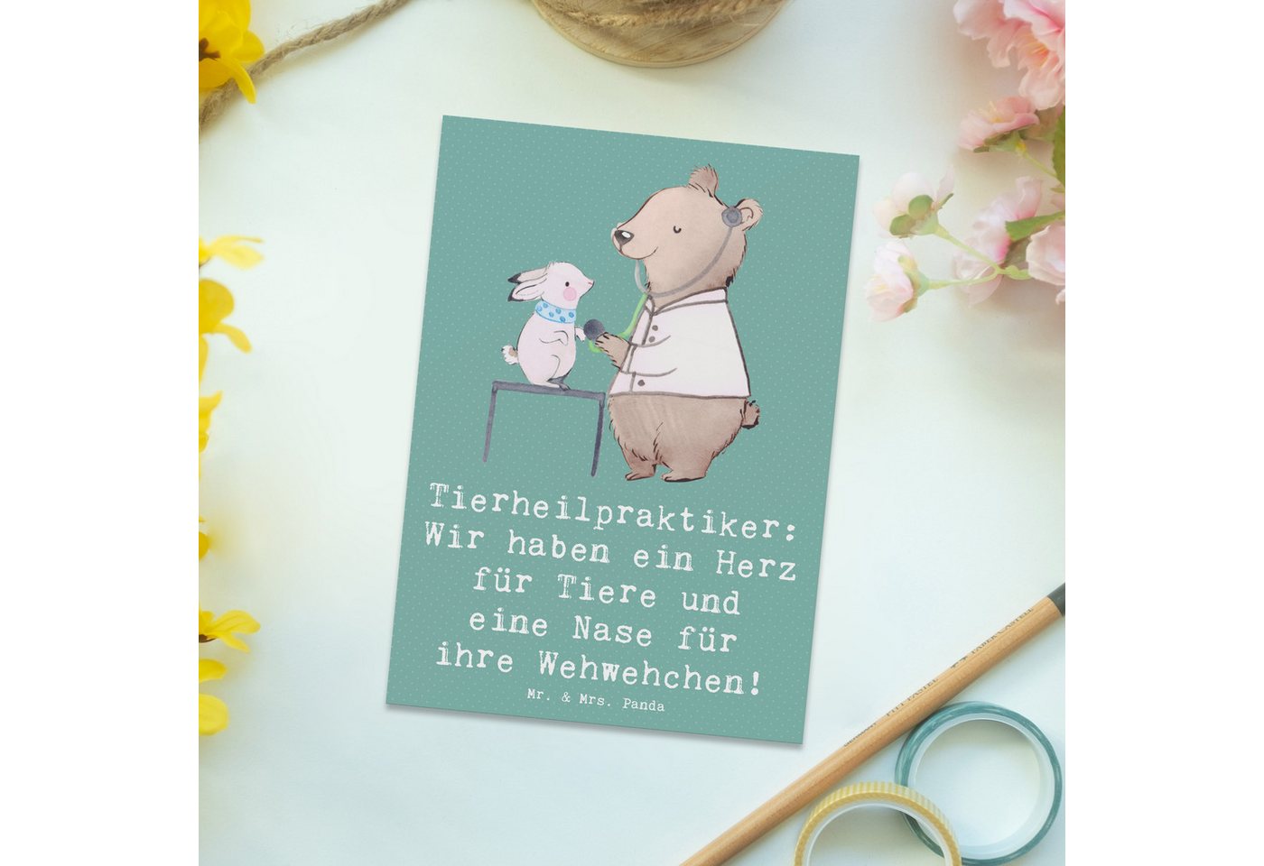 Thumbnail - Mr. & Mrs. Panda Postkarte Tierheilpraktiker: Wir haben ein Herz für Tiere und eine Nase für ihr