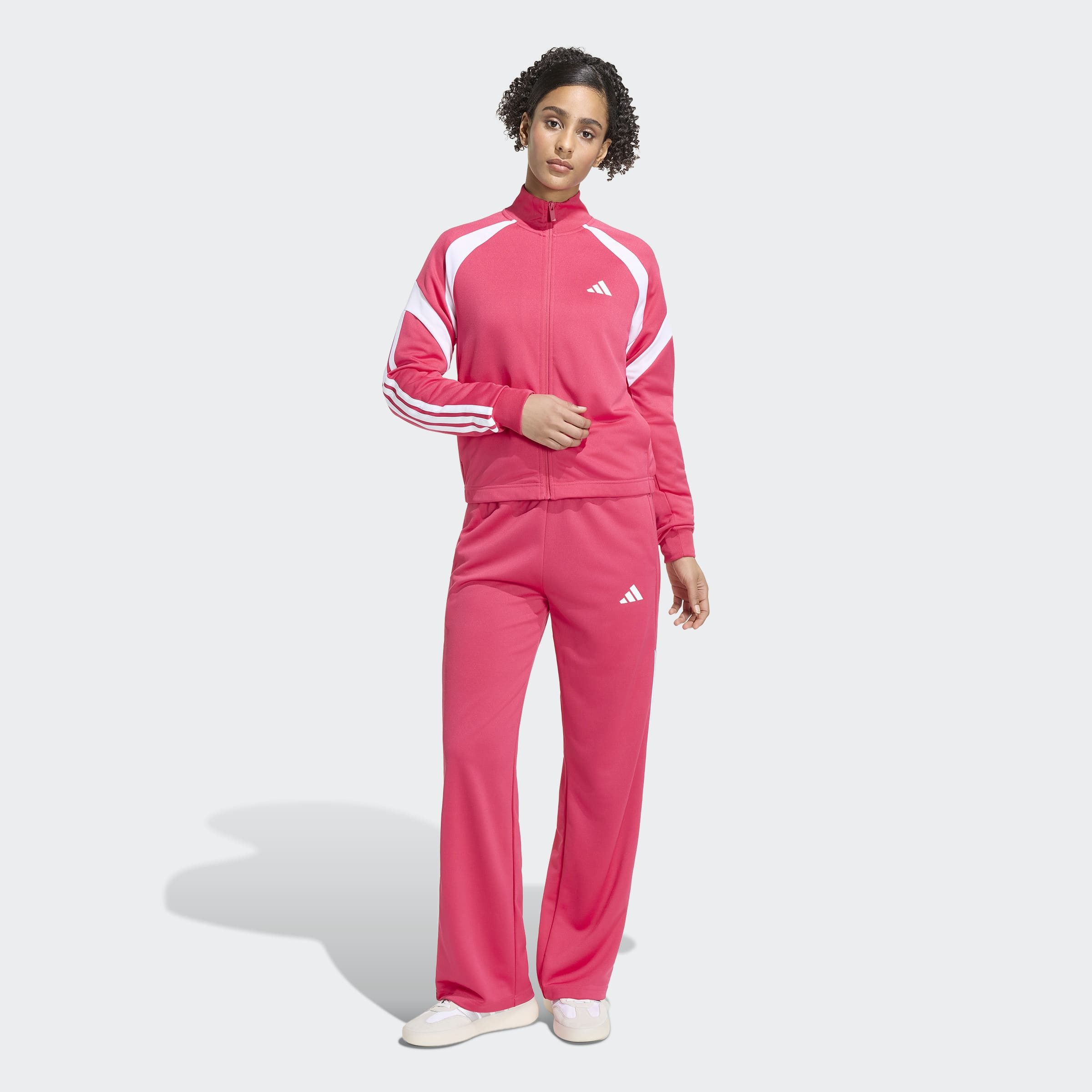 adidas Sportswear Trainingsanzug W TEAMSPORT TS (2-tlg), für Erwachsene, 2-teilig, sportlicher Stil, aus Polyester. € 79,99