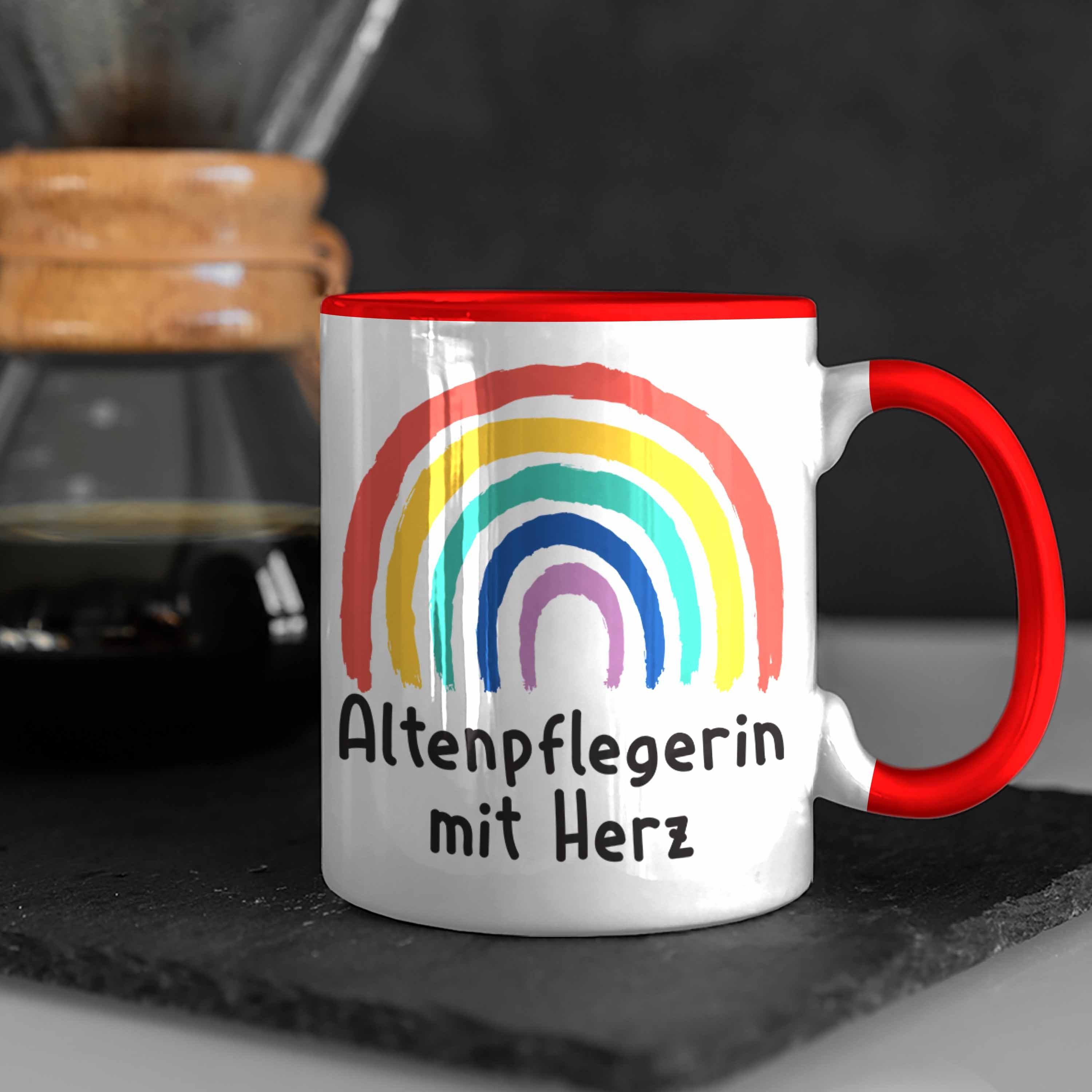 Trendation Tasse mit Rot Geschenk Dankeschön Spruch Trendation - Tasse Altenpflegerin Herz mit Kaffeetasse Zubehör