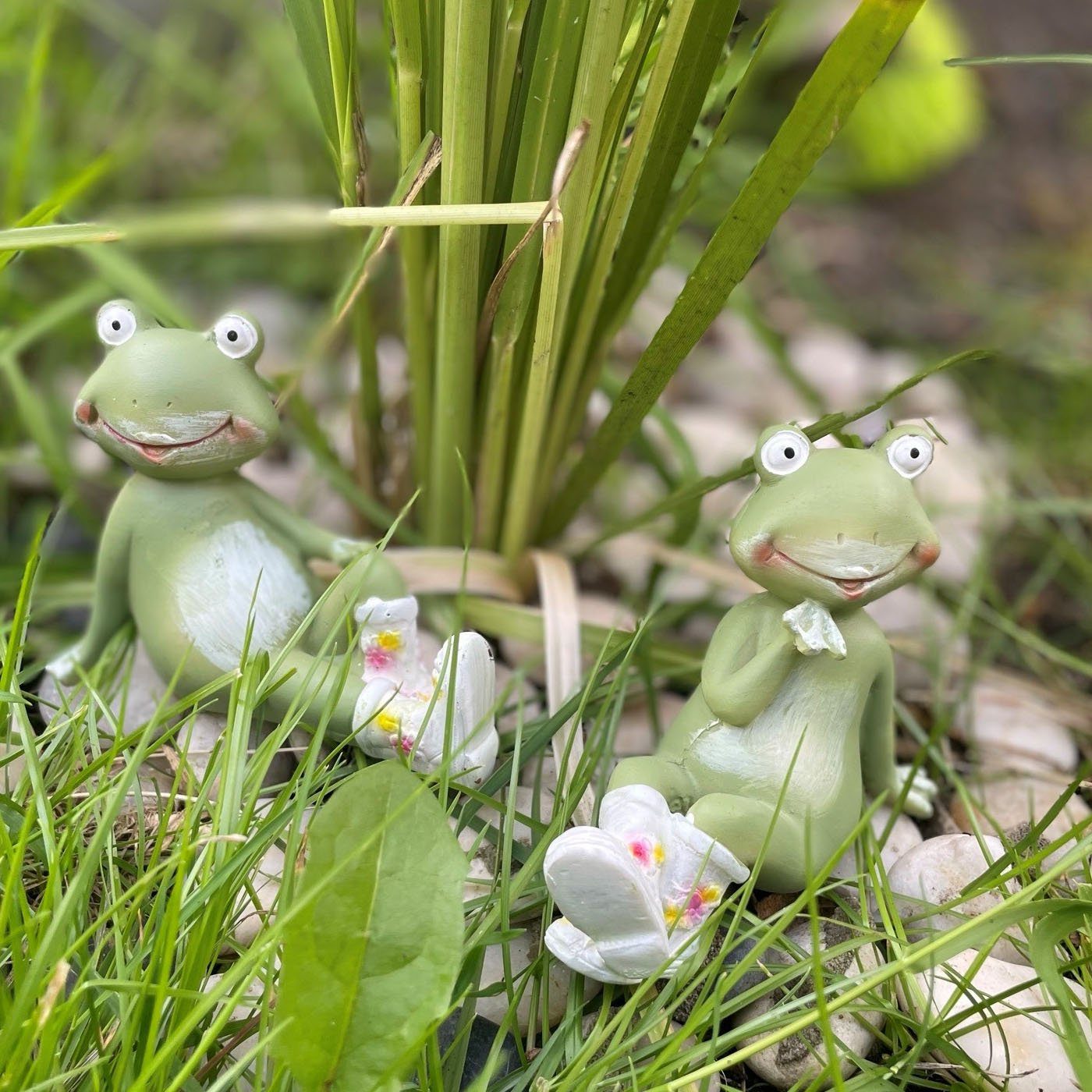 BOLTZE Dekofigur Frosch und mit Haus Dekofigur Set Gummistiefeln Garten für