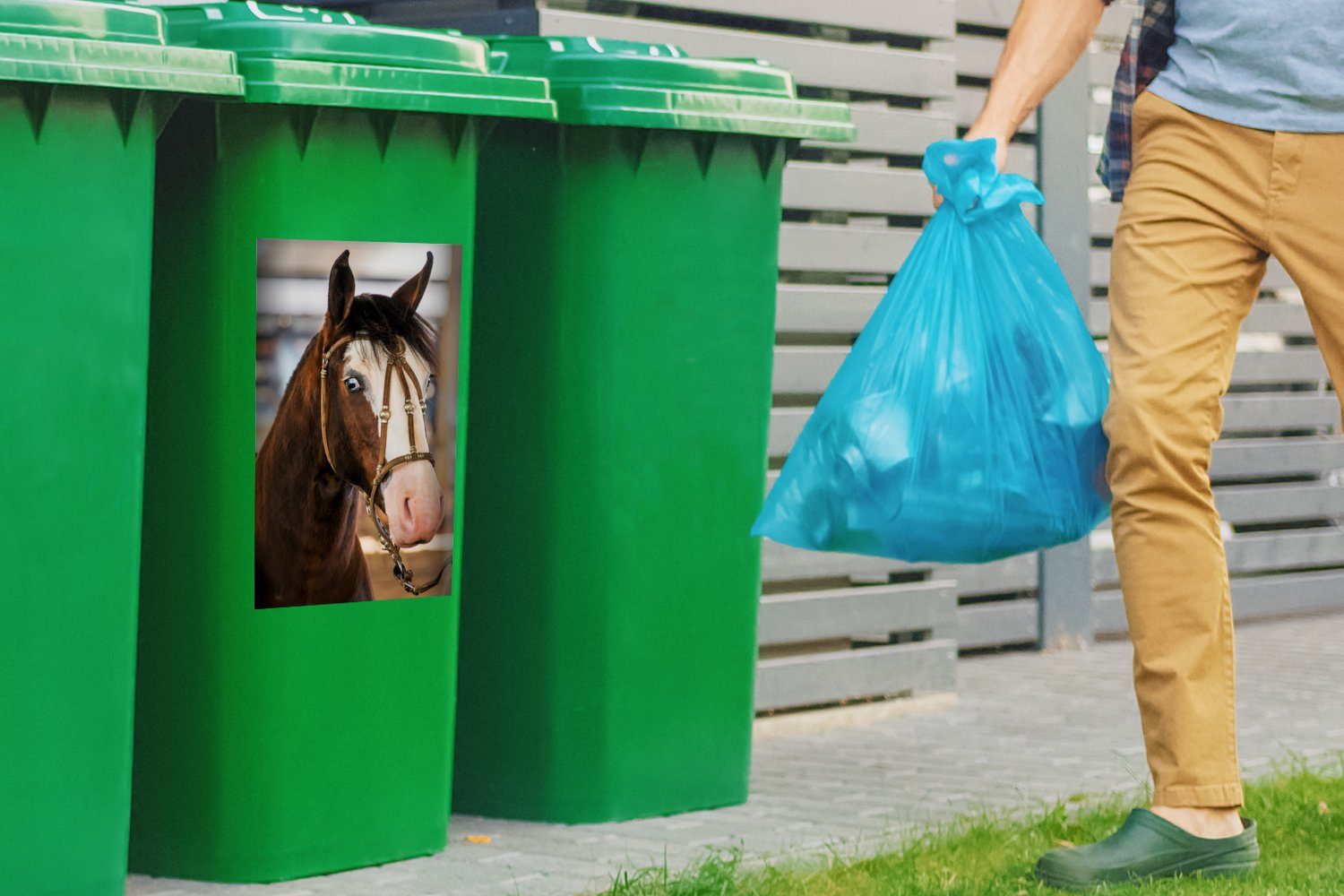 Sticker, Pferd MuchoWow Criollo Abfalbehälter - St), - Mülleimer-aufkleber, Weiß Wandsticker Container, (1 Braun - Mülltonne,