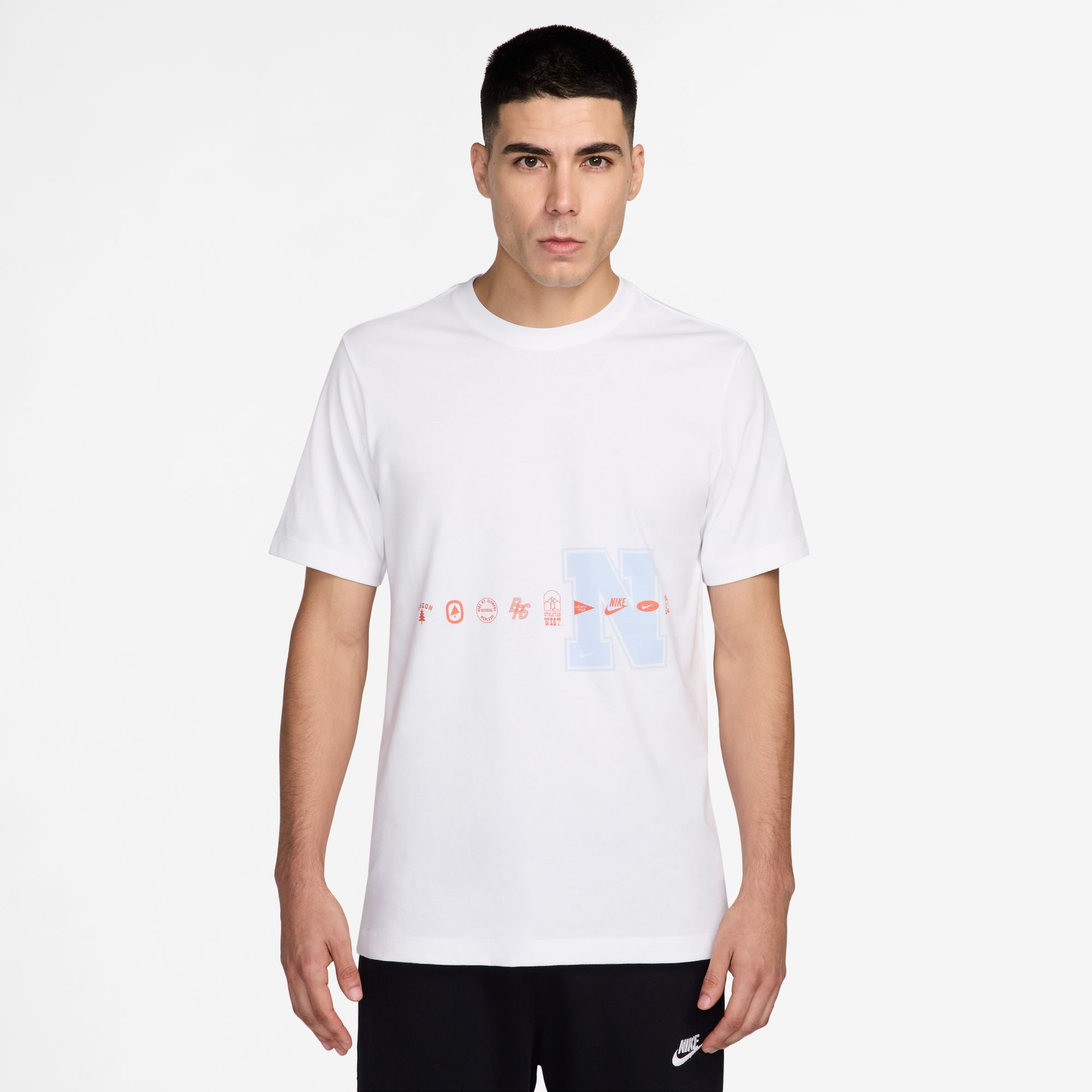Nike T-Shirt U NSW TEE STD CELEBRATE BRAND für Erwachsene, sportlicher Stil günstig online kaufen