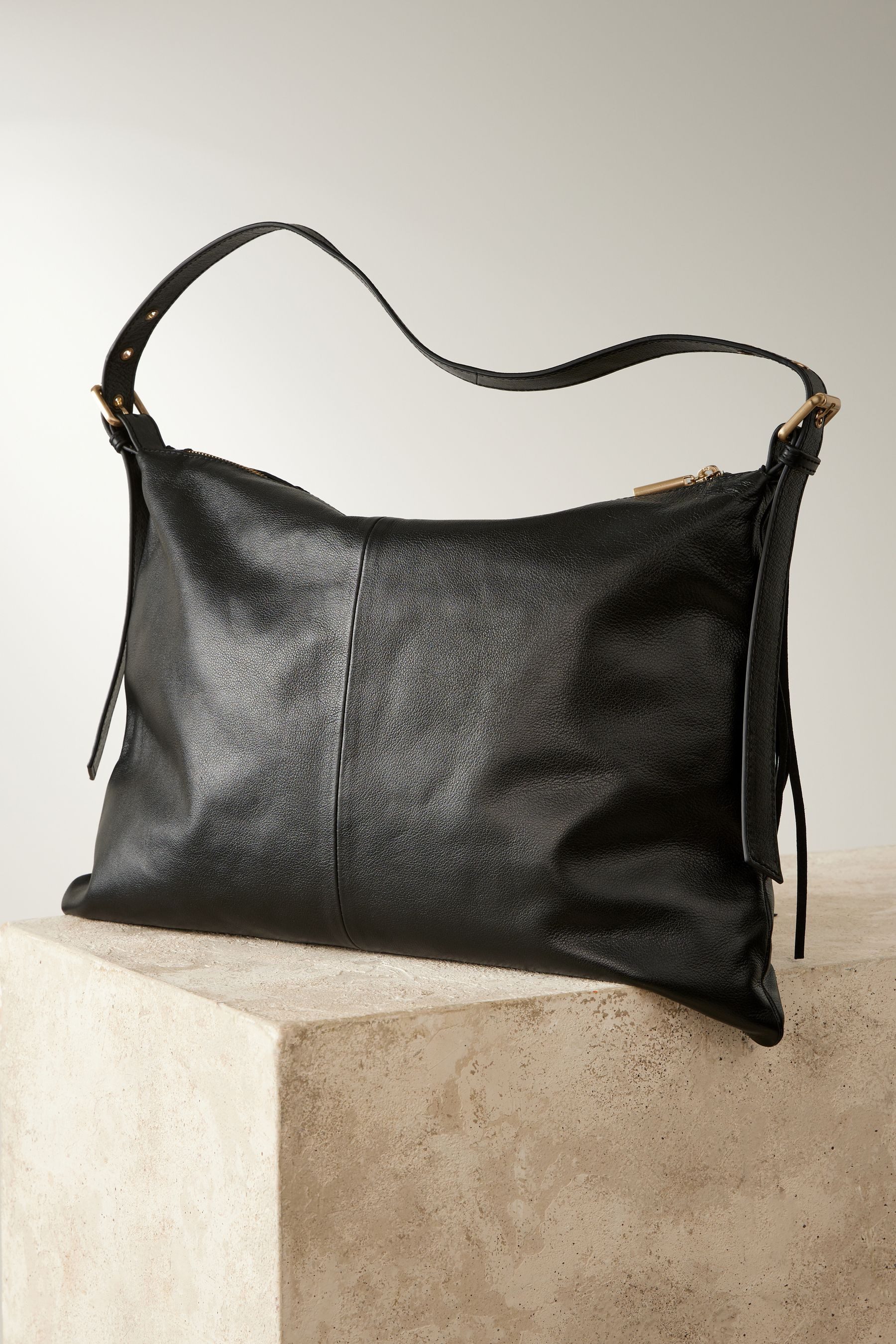 Next Schultertasche Schultertasche aus Leder mit günstig online kaufen