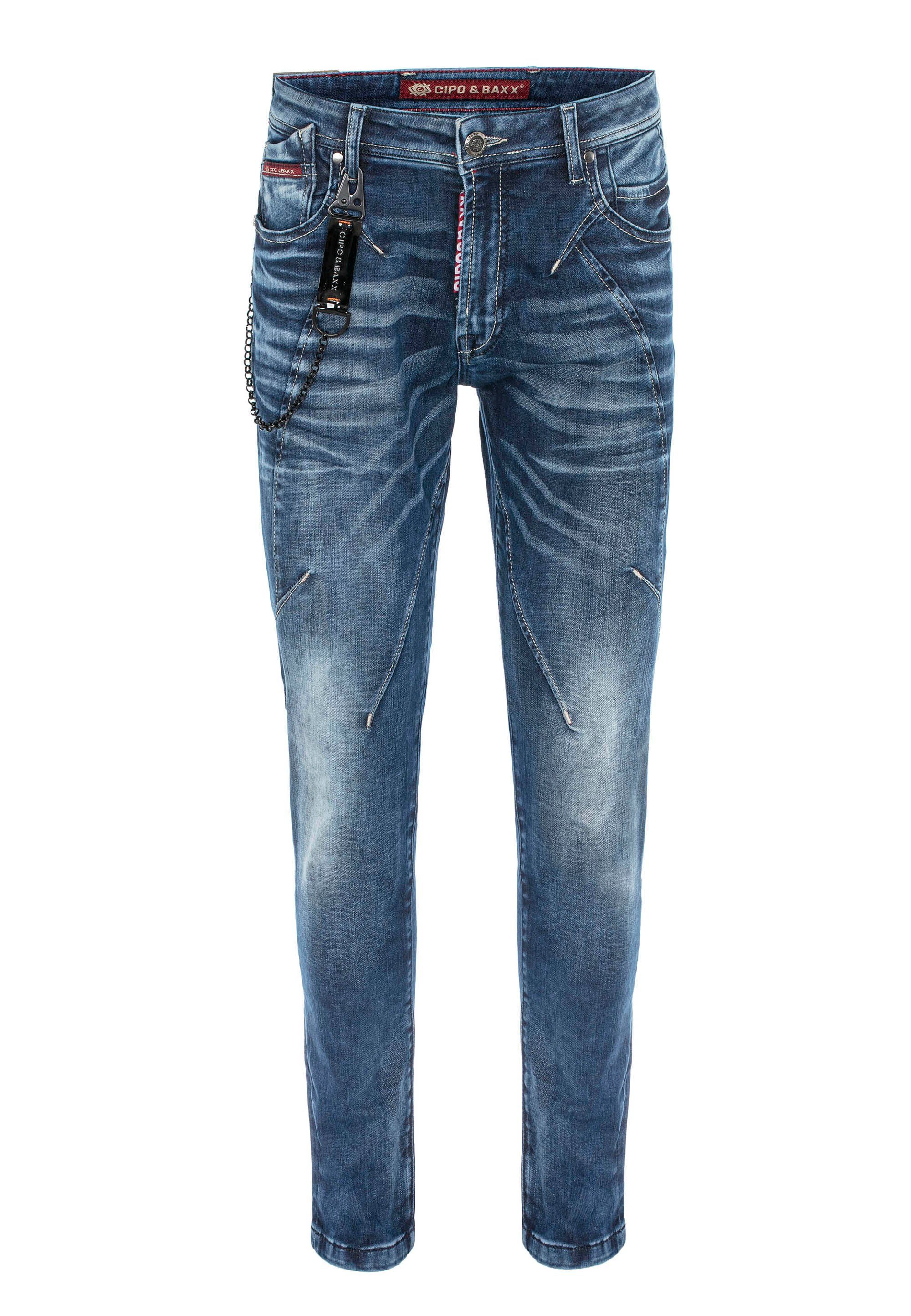Cipo & Baxx Straight-Jeans Ziernähten mit modischen