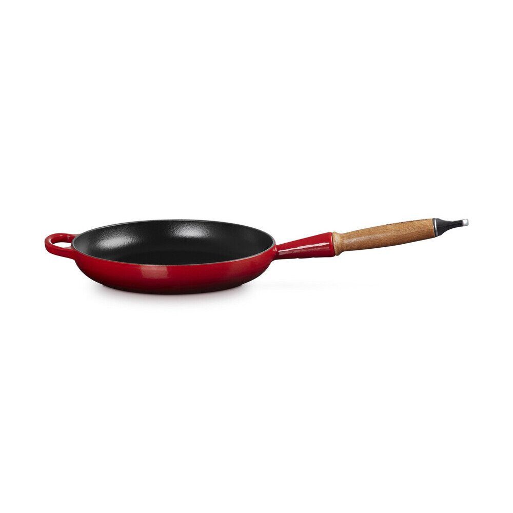 LE CREUSET Bratpfanne Bratpfanne 24cm m. Holzgriff kirschrot Guss, 1,6l, Gusseisen, emailliert, kirschrot, Handreinigung