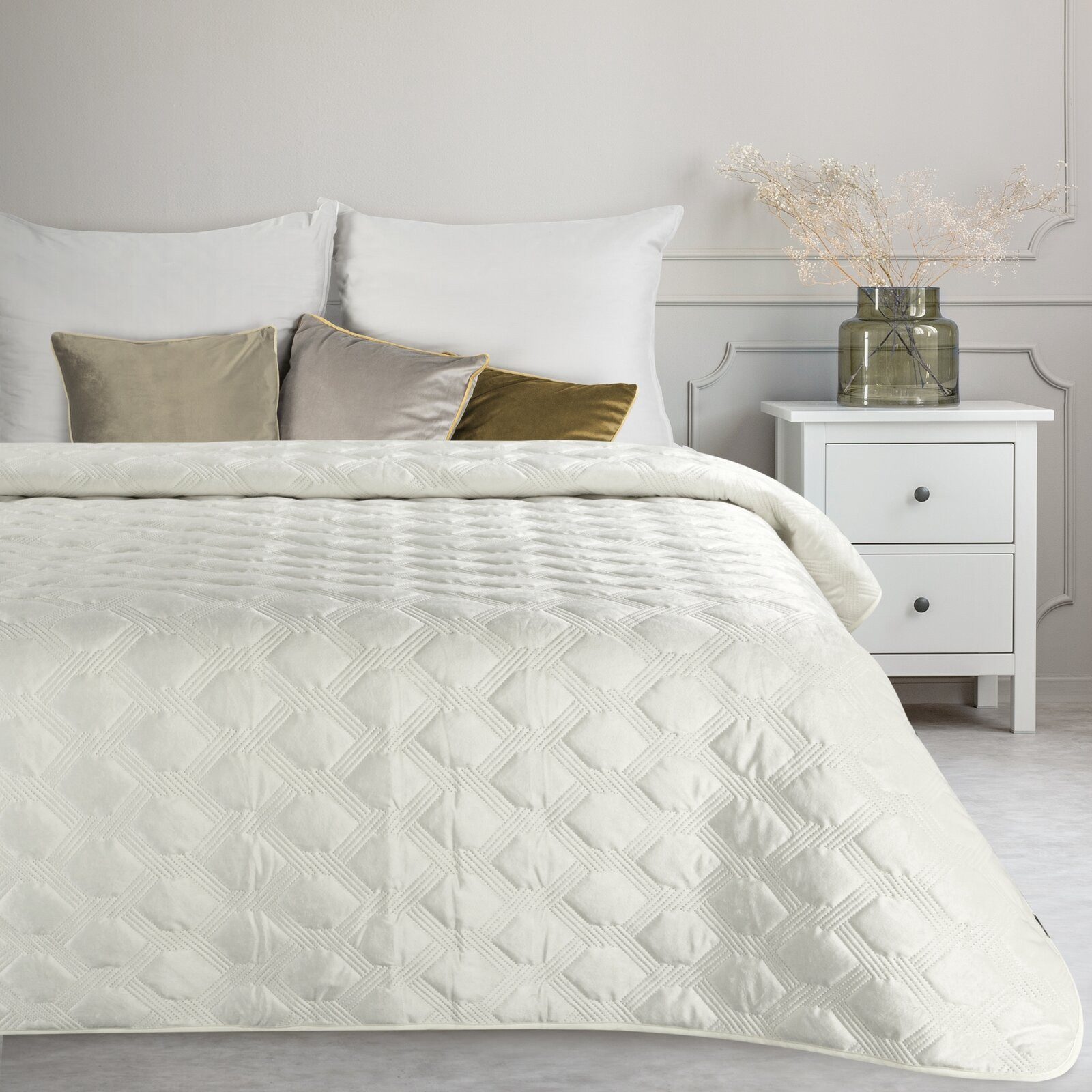 Eurofirany Tagesdecke SOFIA/5, Doppelseitige Decke mit gestepptem Muster für Doppelbett & Sofa