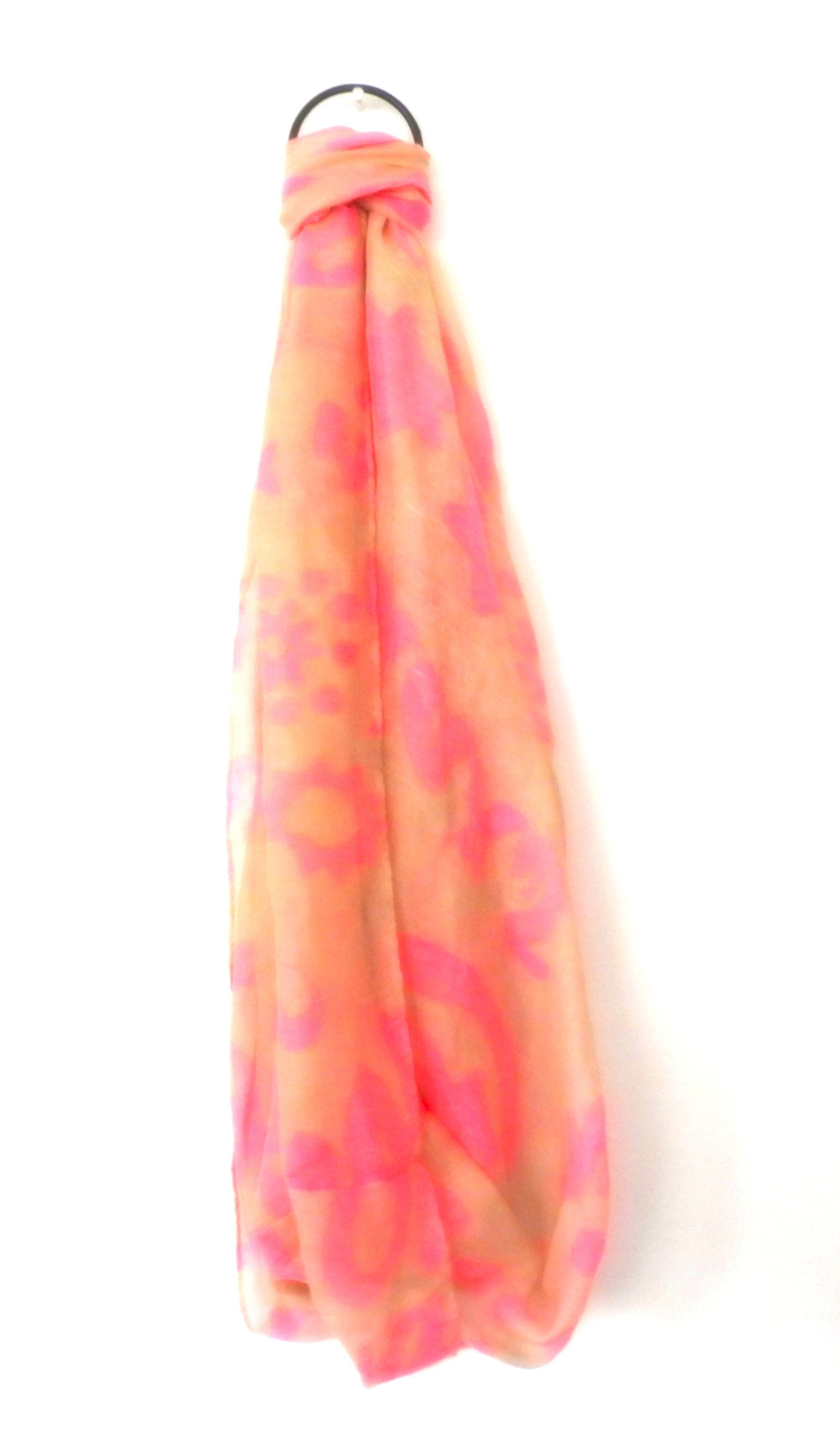 Madonna Modeschal Neon