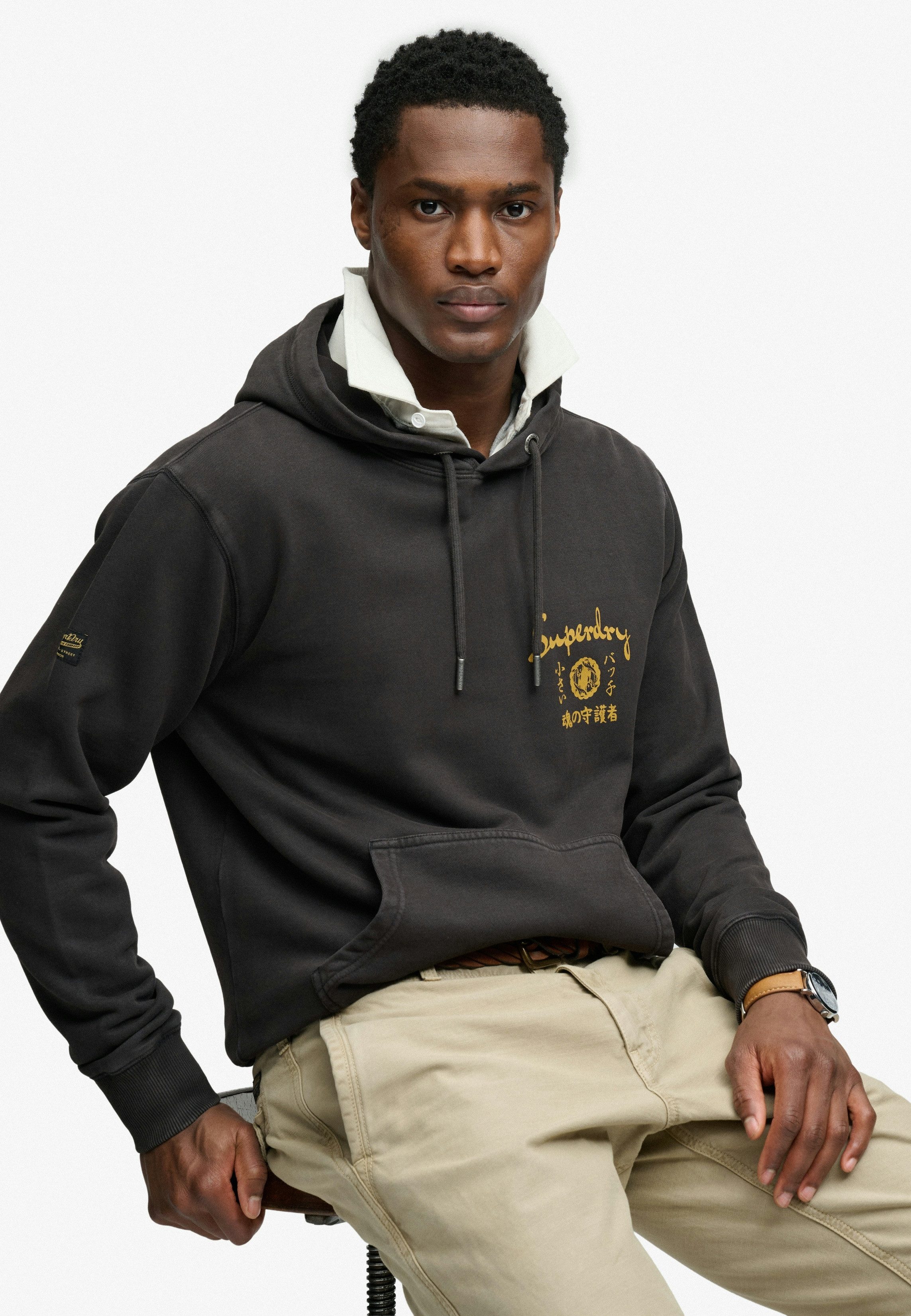 Superdry Kapuzensweatshirt TOKYO NARRATIVE LOOSE HOOD mit coolem Tattoo-Print