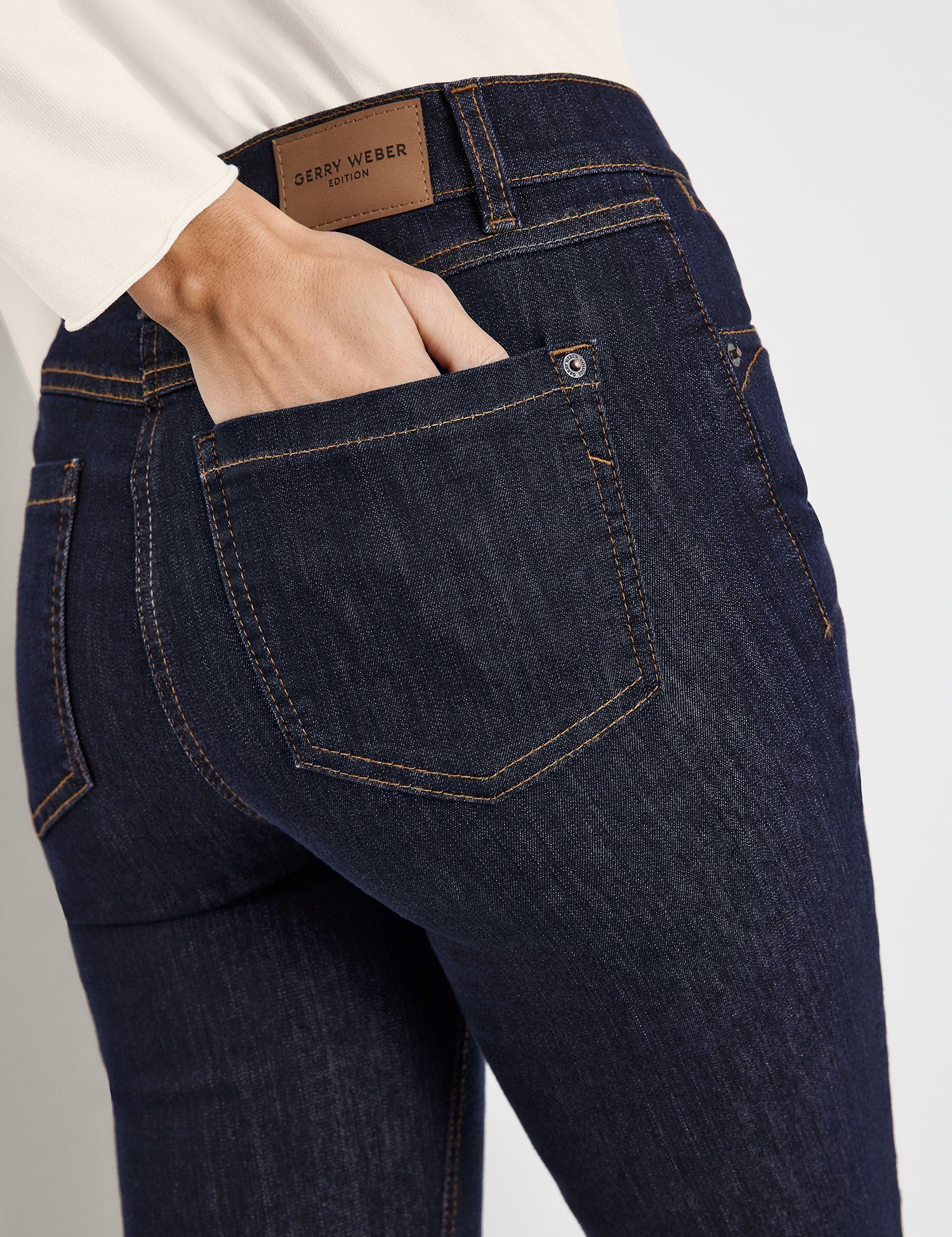 GERRY WEBER Regular-fit-Jeans Hose Jeans denim dark