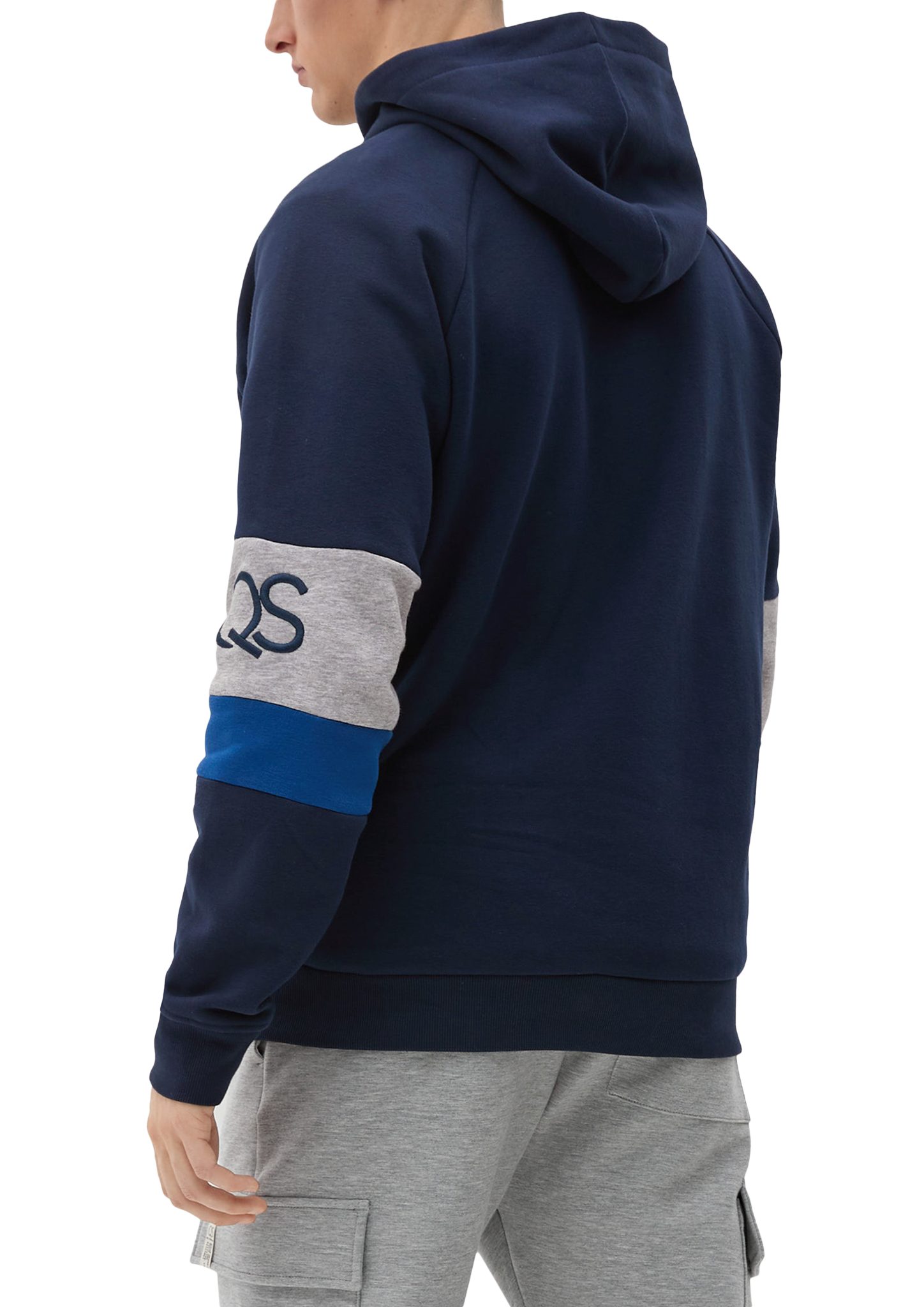 Sweatshirt Stickerei, Sweatshirt navy Label-Patch QS Labelstickereien mit