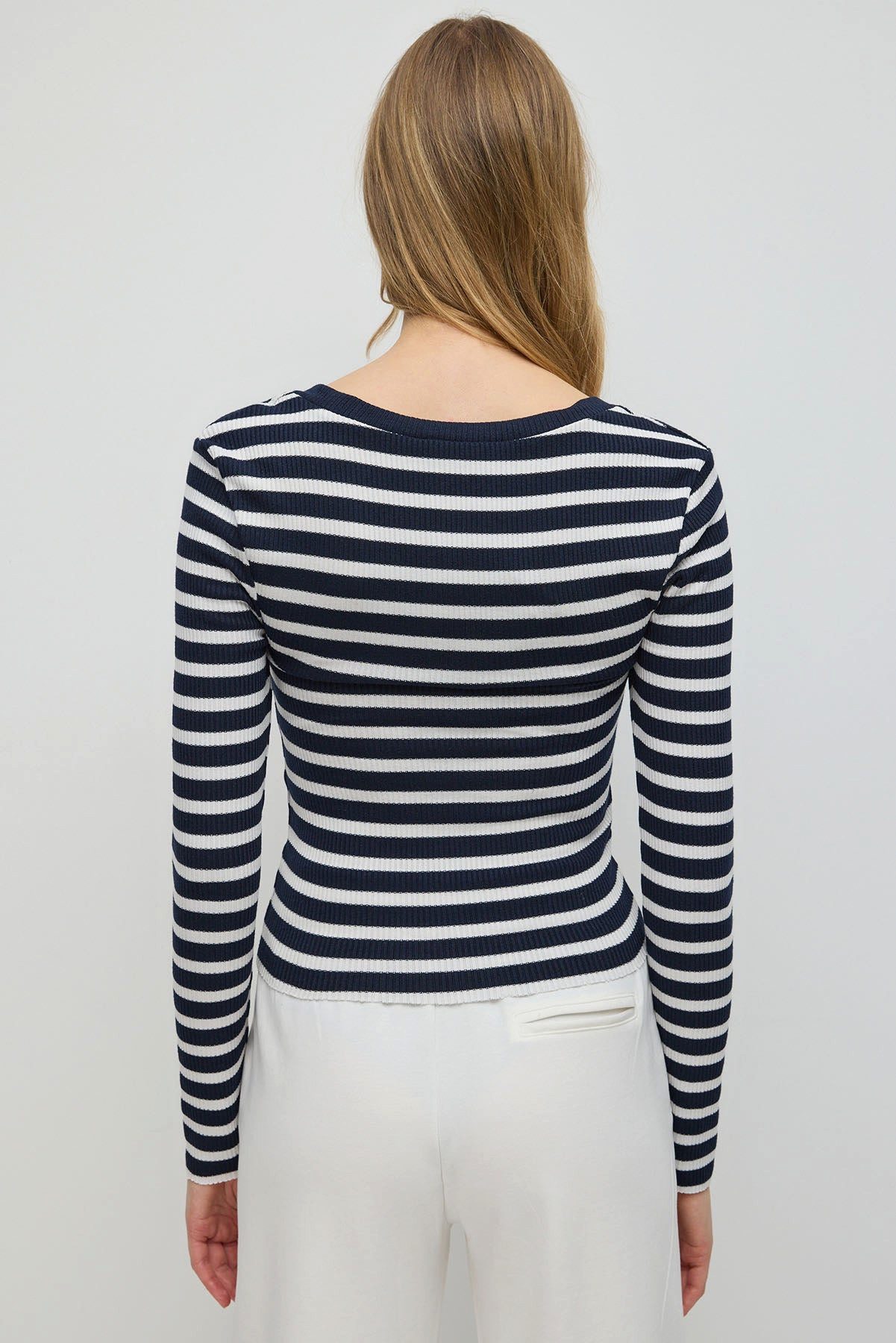 No Matter What T-Shirt Langärmlige, gestreifte Bluse mit V-Ausschnitt – Bild 4 von 4
