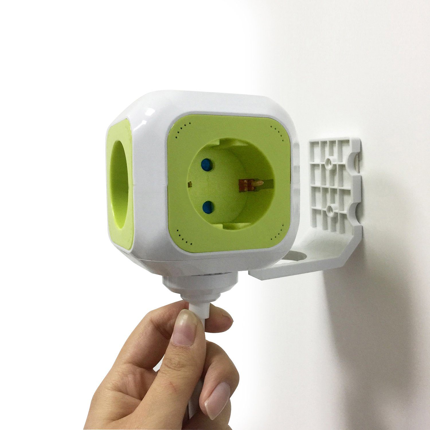 GreenBlue GB118G Mehrfachsteckdose (4-fach Schuko-Anschluss + 2 USB-Anschlüsse, inkl. Halterung, Kindersicherung, Kabellänge 1.4 m) – Bild 4 von 5