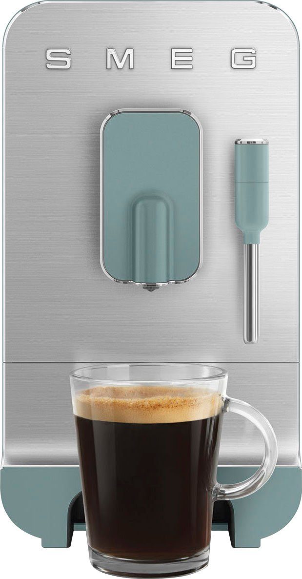 Smeg BCC02EGMEU Kaffeevollautomat