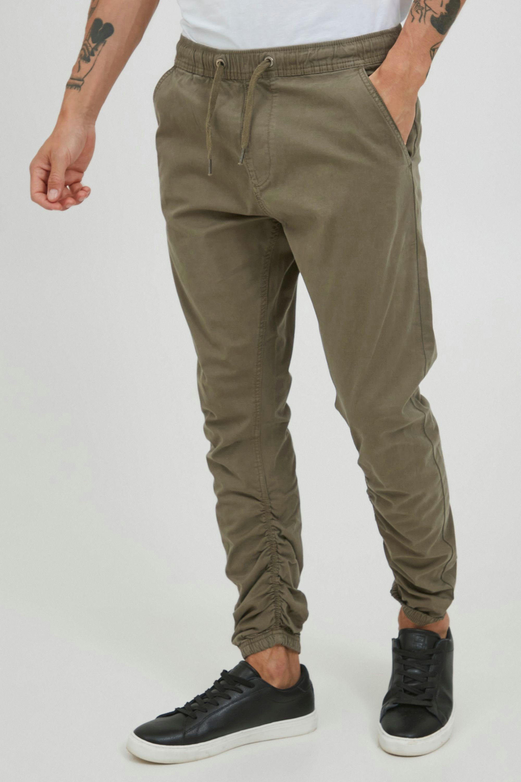 Chinohose IDGillermo