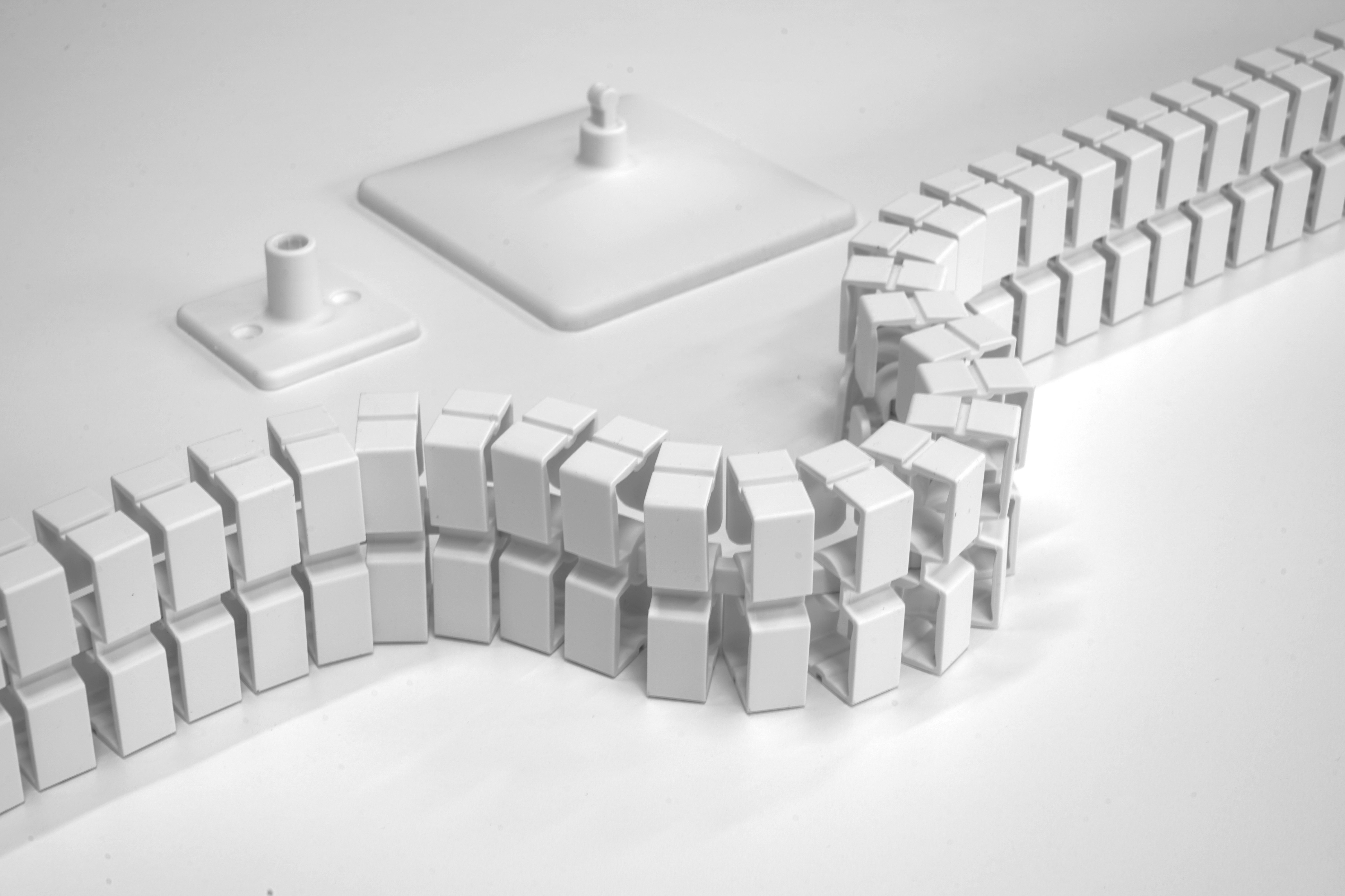 Actiforce Kabelkanal Kabelkette Slim (Premium Kabelführung, flexibel durch Wirbel-System Kabelmanagement am Schreibtisch), Flexibel, für jeden Schreibtisch