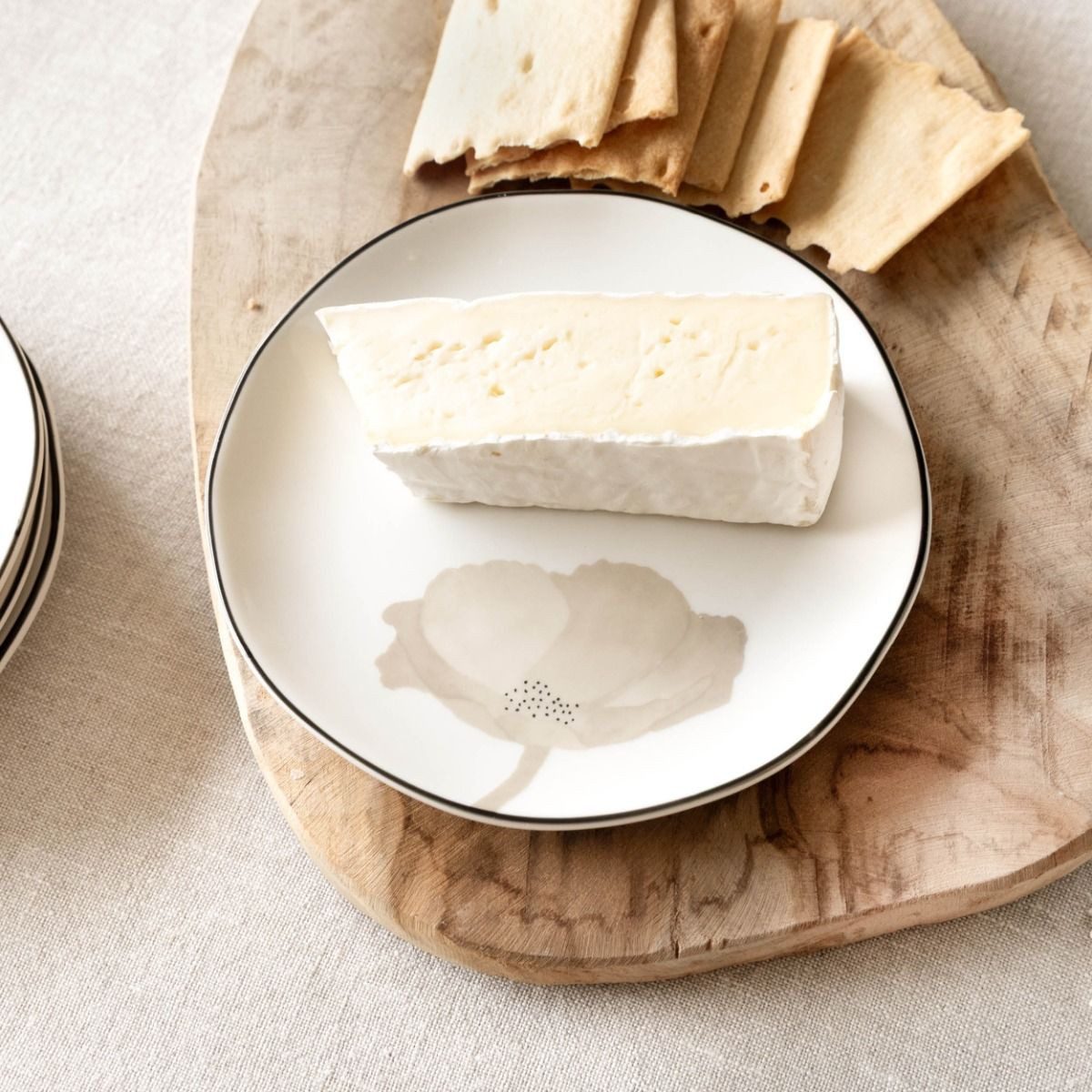 Bastion Collections Dessertteller Blume 13cm – Keramik Gebäckteller klein – weiß/beige/schwarz