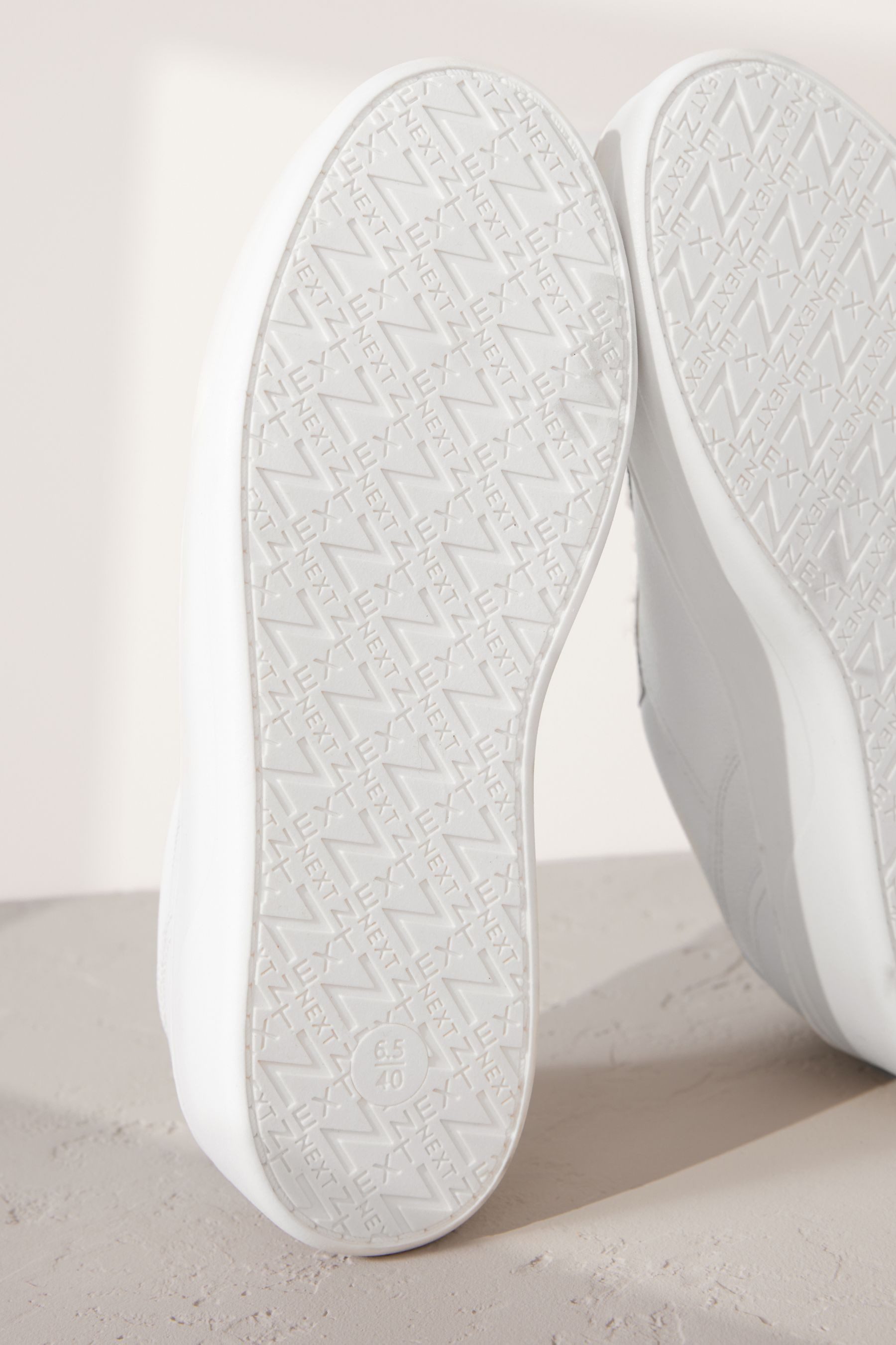 Next Signature Schnürsneaker, Keilabsatz, Premium-Leder Sneaker (1-tlg)