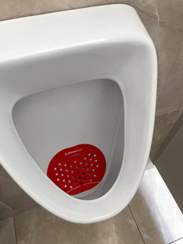 Schwab Urinal FRESCOBLUE Urinal-Schutzsieb 168x140 mm, rot, Plast, Schwab-6003900401